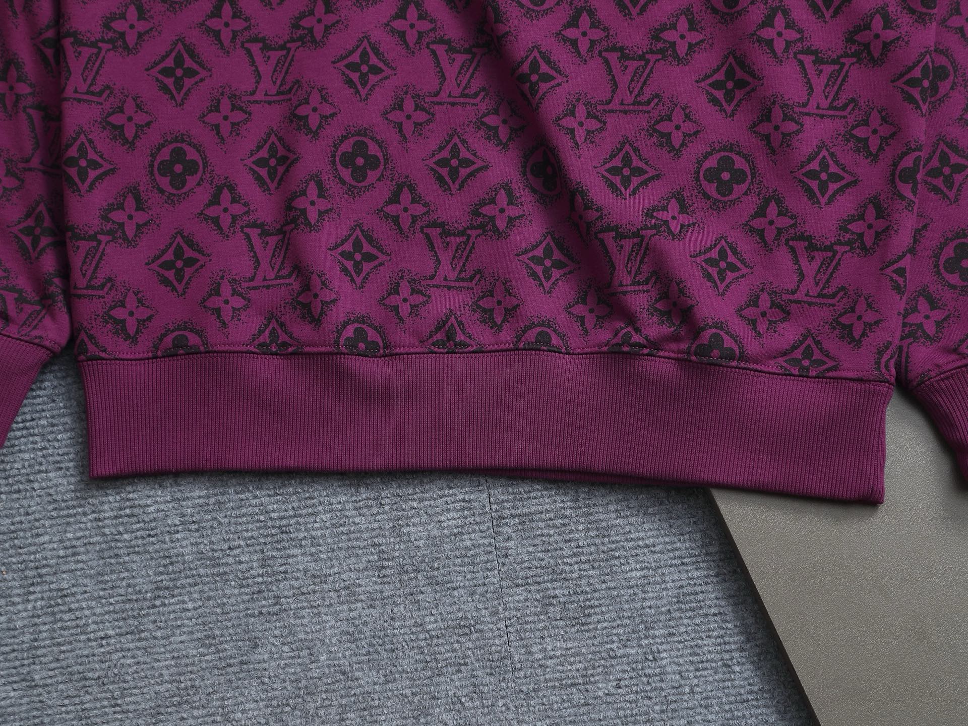 LuxluxHouse Best Quality Clothes Hoodie & Sweater Louis Vuitton