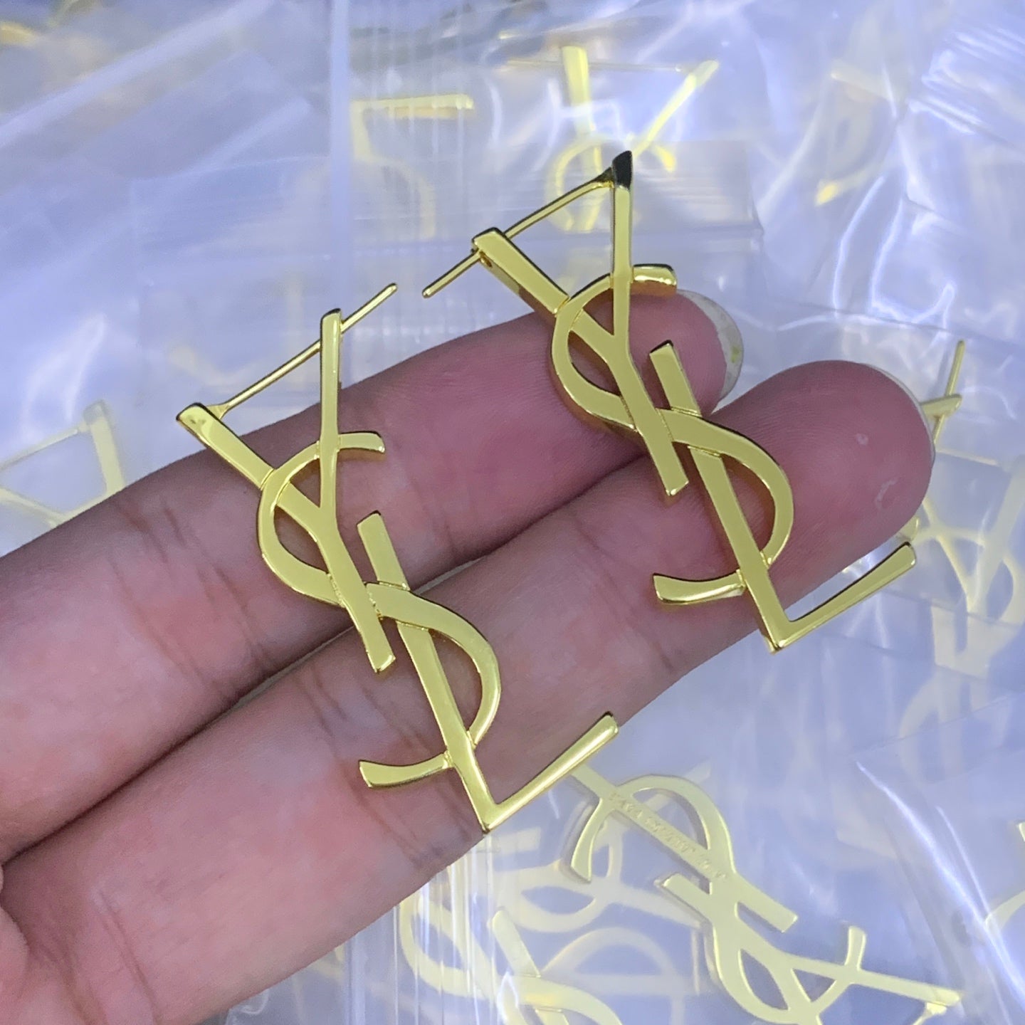 LuxluxHouse Low Price And High Quality Accessories YSL