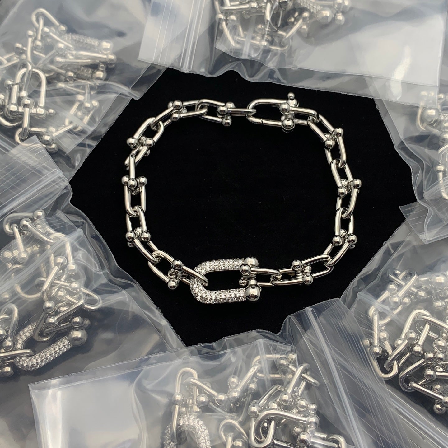 LuxluxHouse Low Price And High Quality Accessories Tiffany