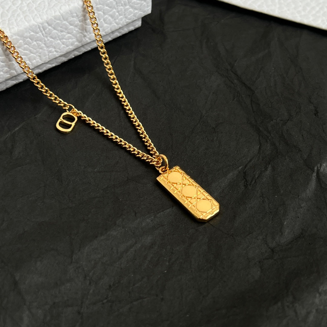 LuxluxHouse Best Quality Accessories Necklace Dior