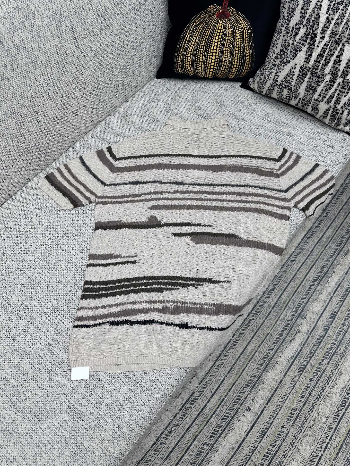LuxluxHouse Best Quality Clothes Shirts&Polo Off White