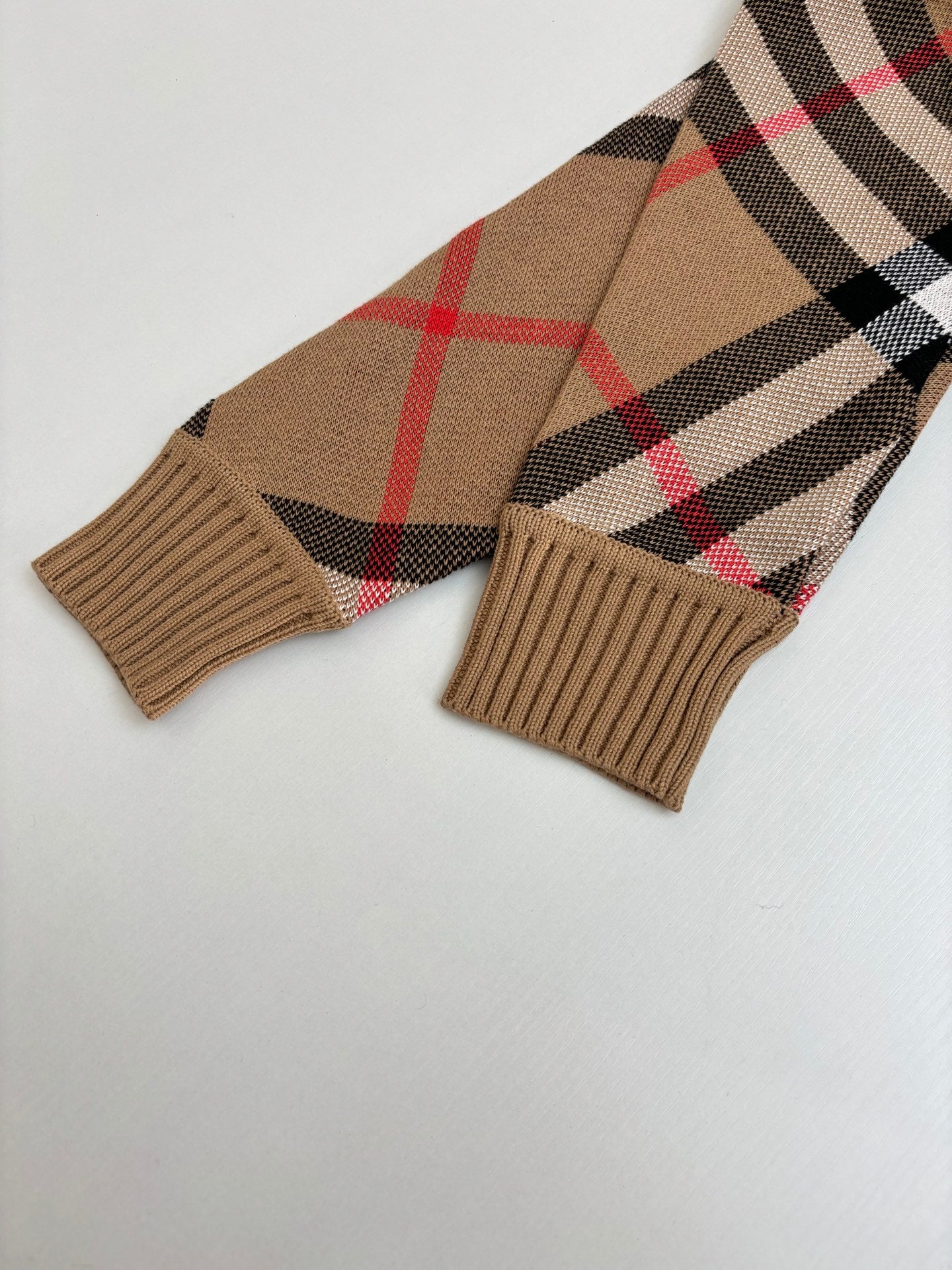 LuxluxHouse Best Quality Clothes Burberry Hoodie & Sweater