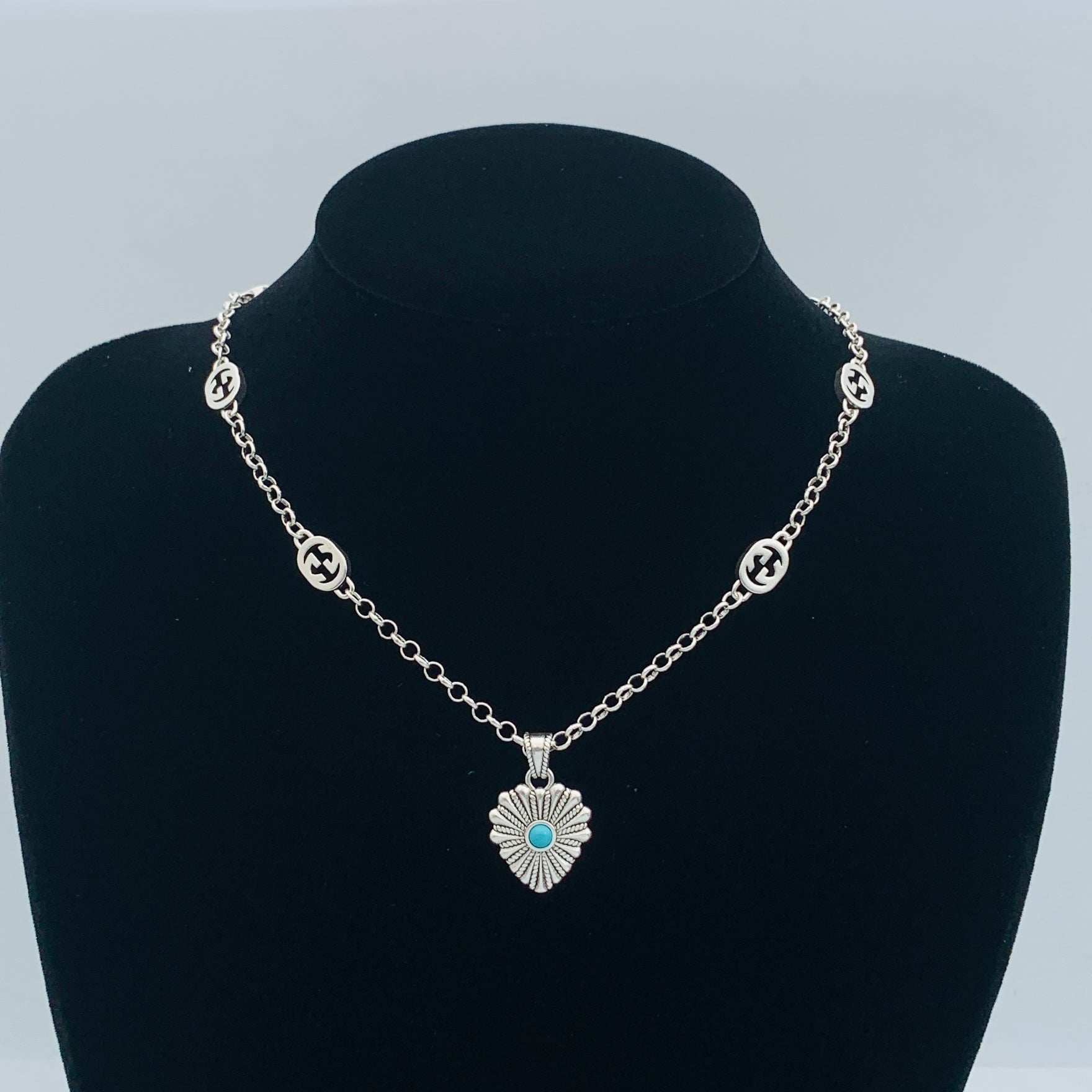 LuxluxHouse Low Price And High Quality Accessories Gucci