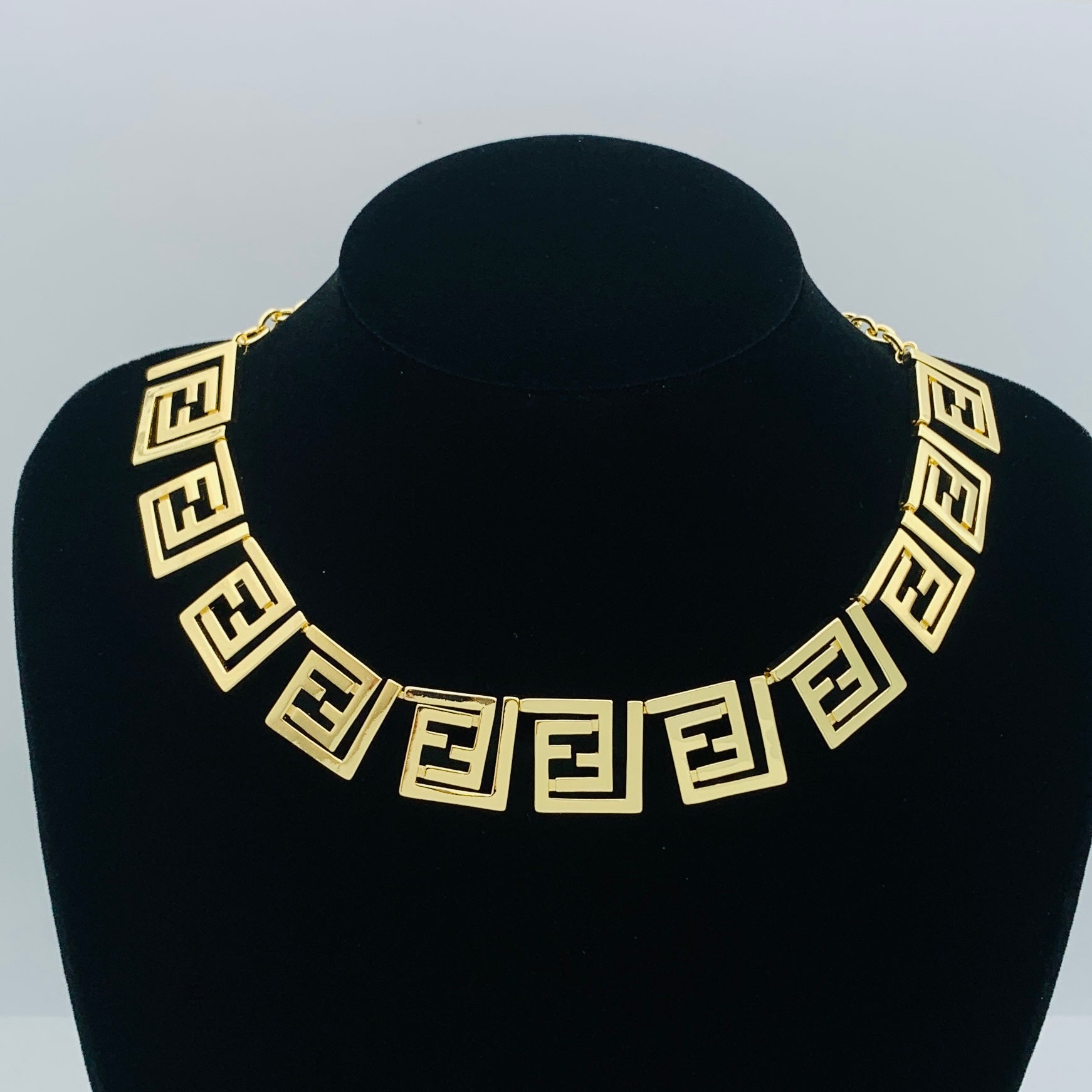 LuxluxHouse Low Price And High Quality Accessories Fendi