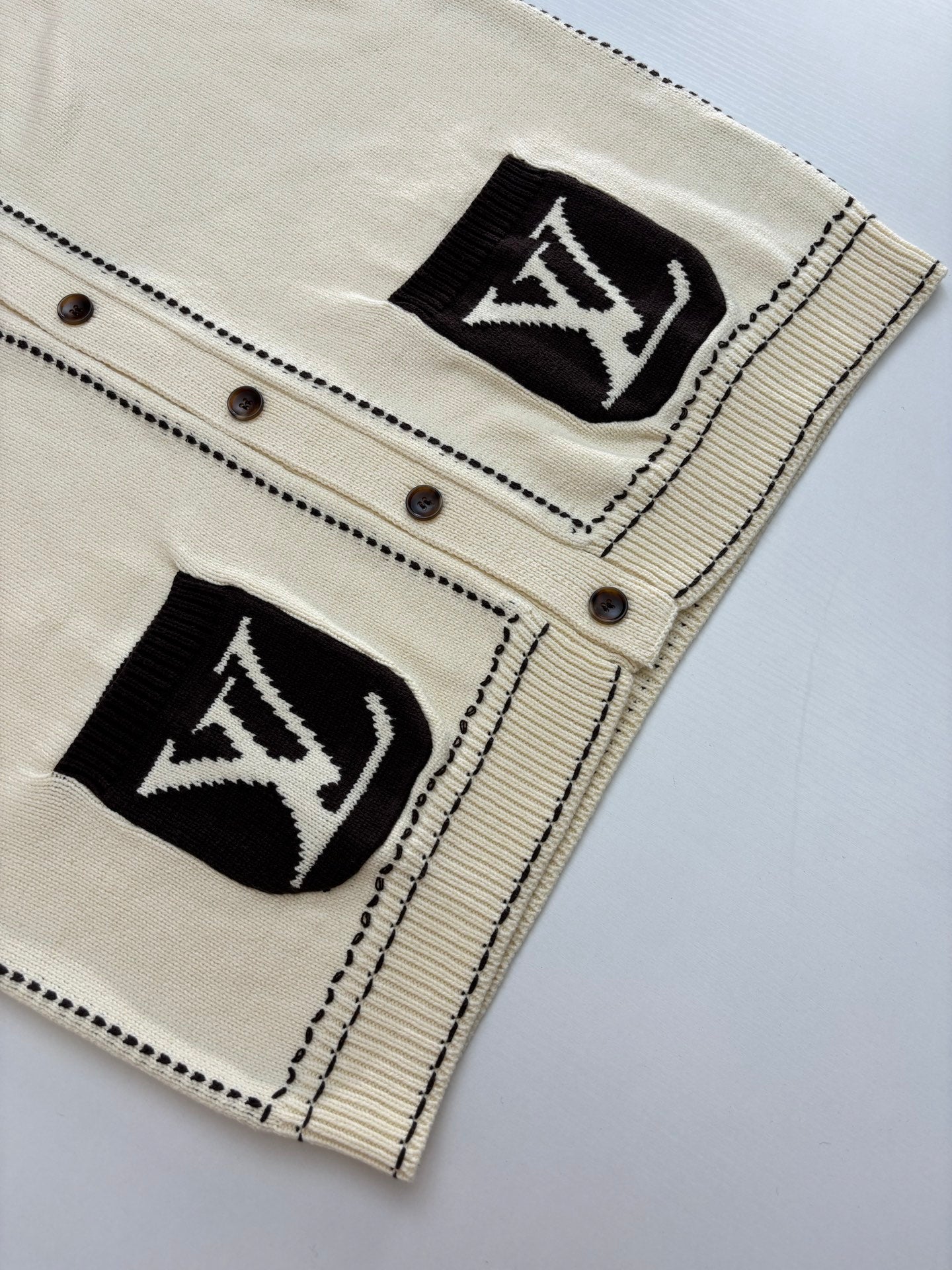 LuxluxHouse Best Quality Clothes Hoodie & Sweater Louis Vuitton