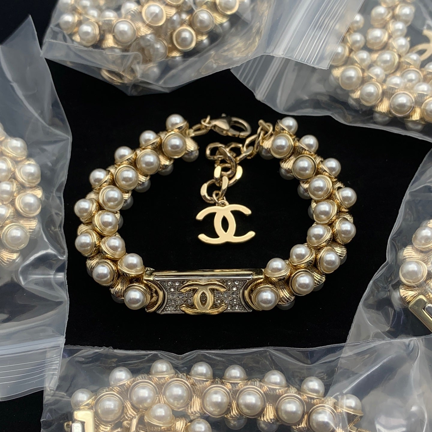 LuxluxHouse Low Price And High Quality Accessories Chanel