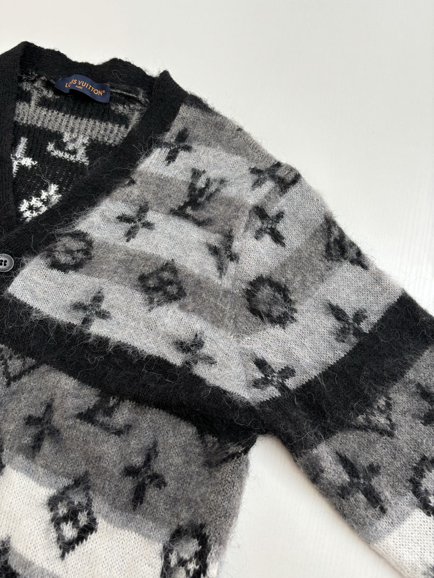LuxluxHouse Best Quality Clothes Hoodie & Sweater Louis Vuitton