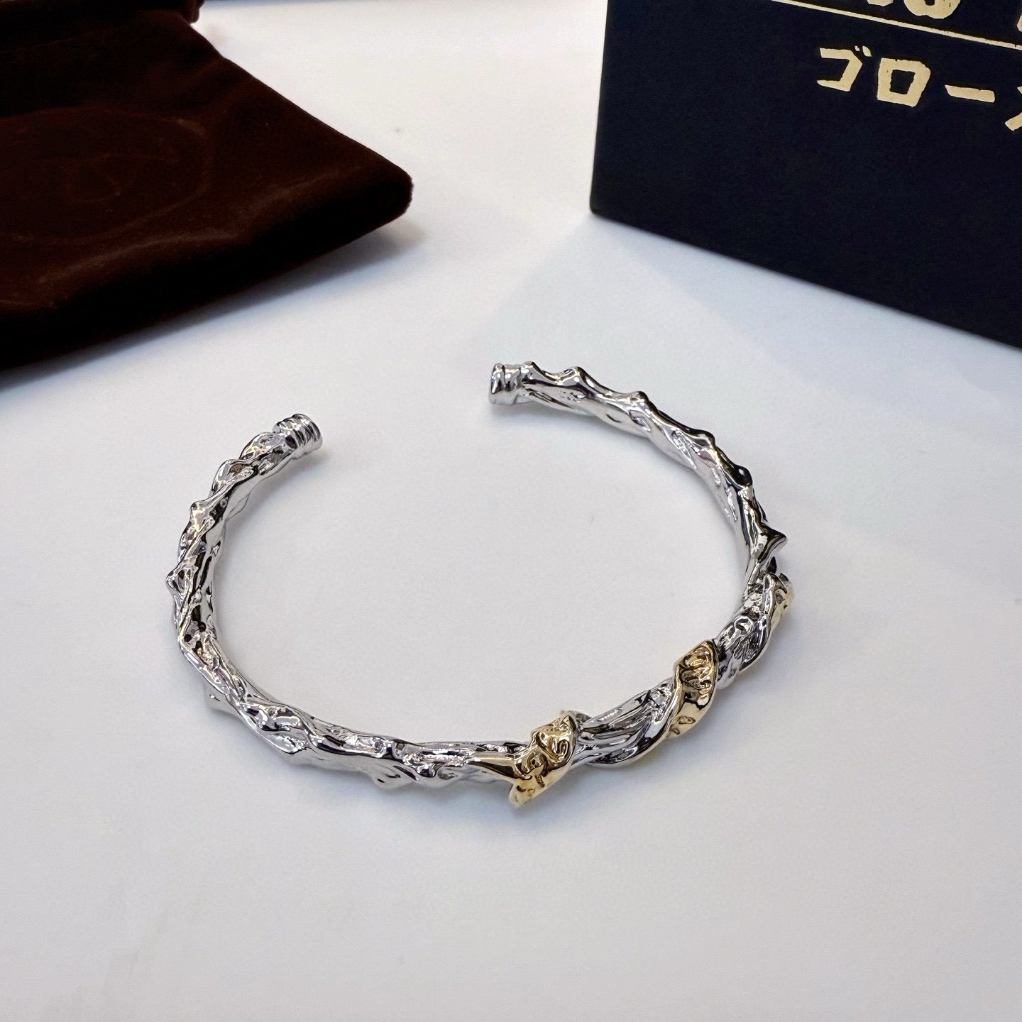 LuxluxHouse Best Quality Accessories Goros