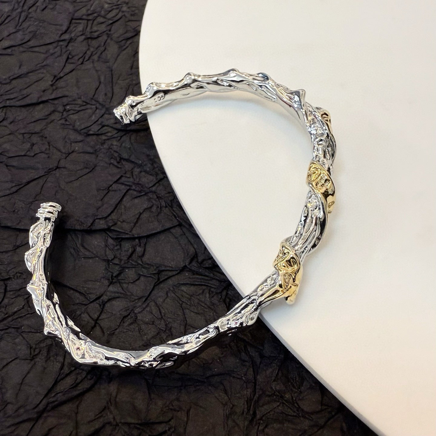 LuxluxHouse Best Quality Accessories Goros