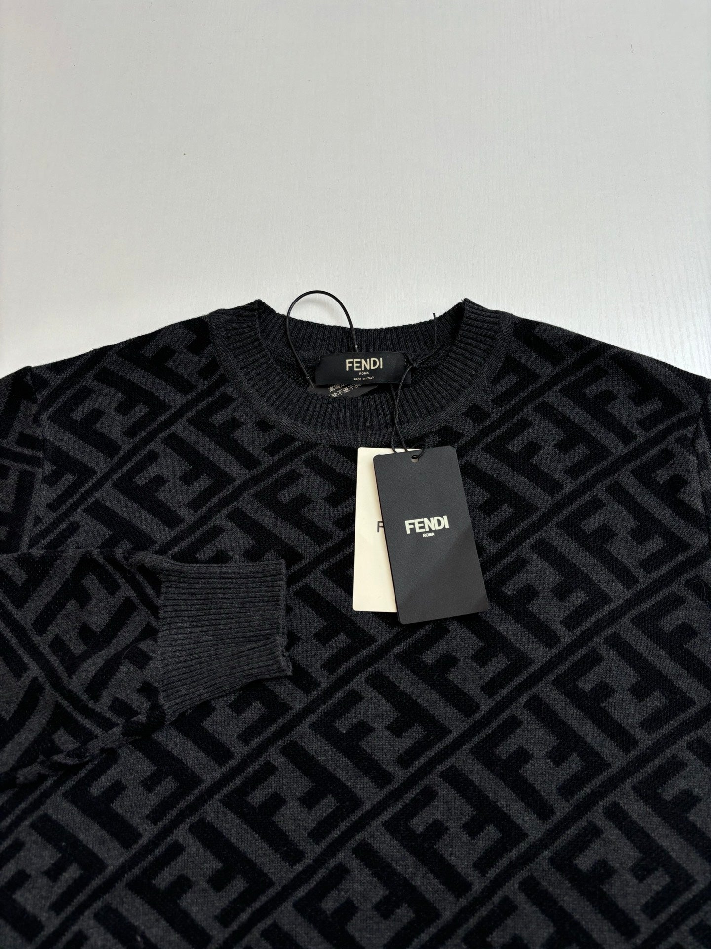 LuxluxHouse Best Quality Clothes Fendi Hoodie & Sweater