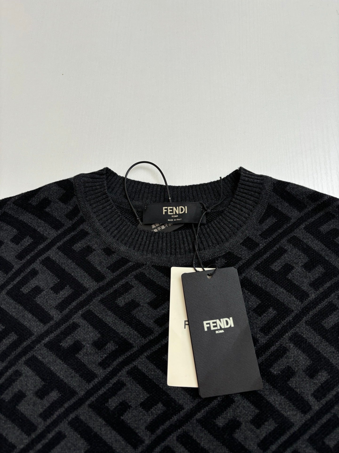 LuxluxHouse Best Quality Clothes Fendi Hoodie & Sweater