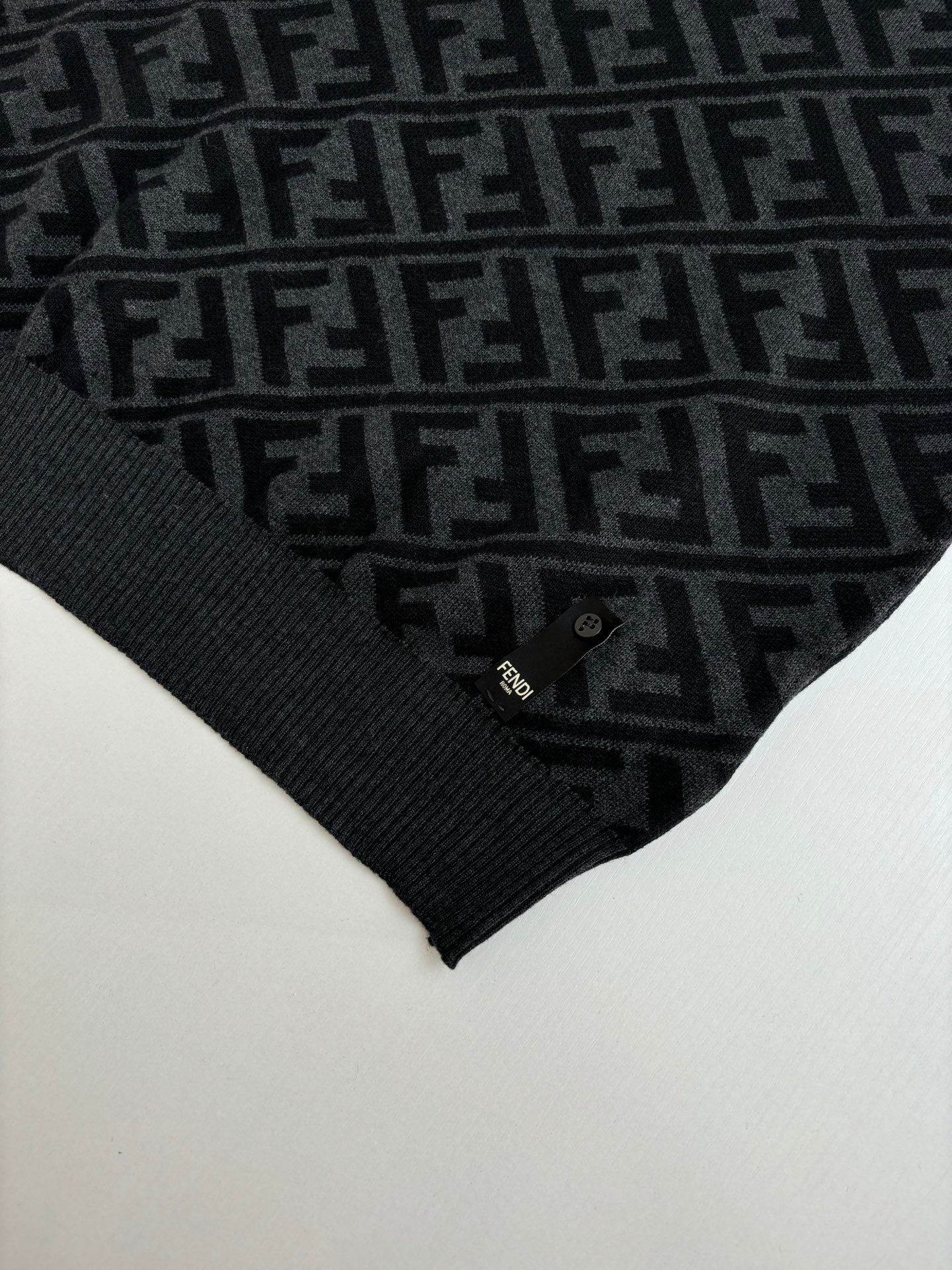 LuxluxHouse Best Quality Clothes Fendi Hoodie & Sweater