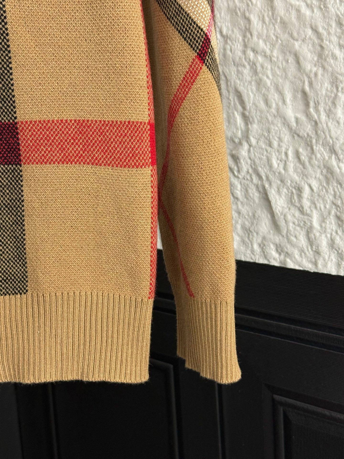 LuxluxHouse Best Quality Clothes Burberry Hoodie & Sweater