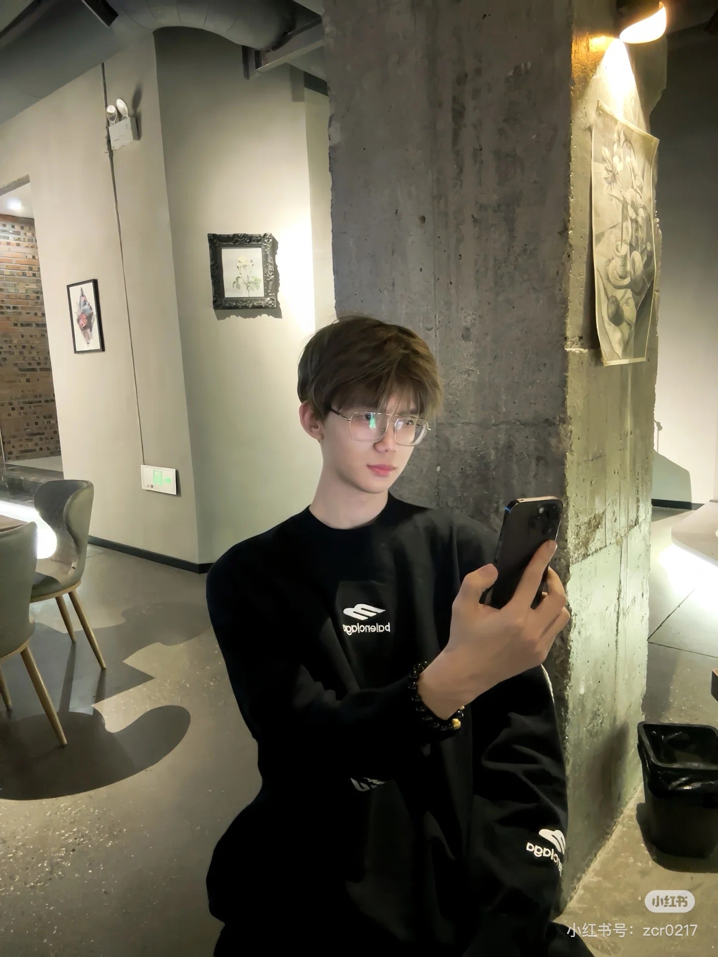 LuxluxHouse Best Quality Clothes Balenciaga Hoodie & Sweater