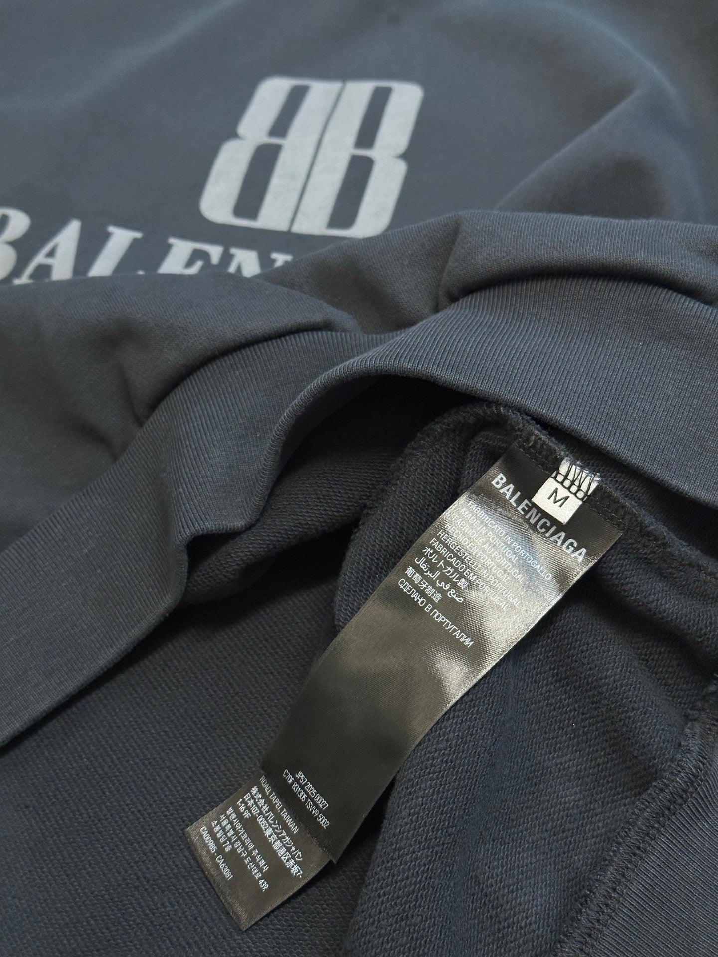 LuxluxHouse Best Quality Clothes Balenciaga Hoodie & Sweater