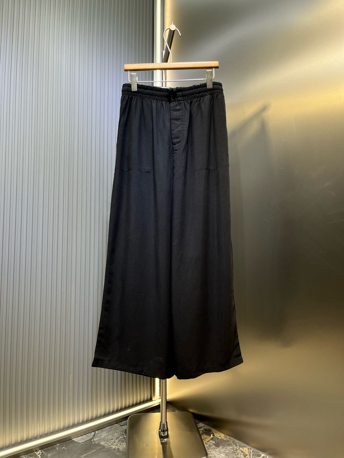 LuxluxHouse Best Quality Clothes Pants Loewe