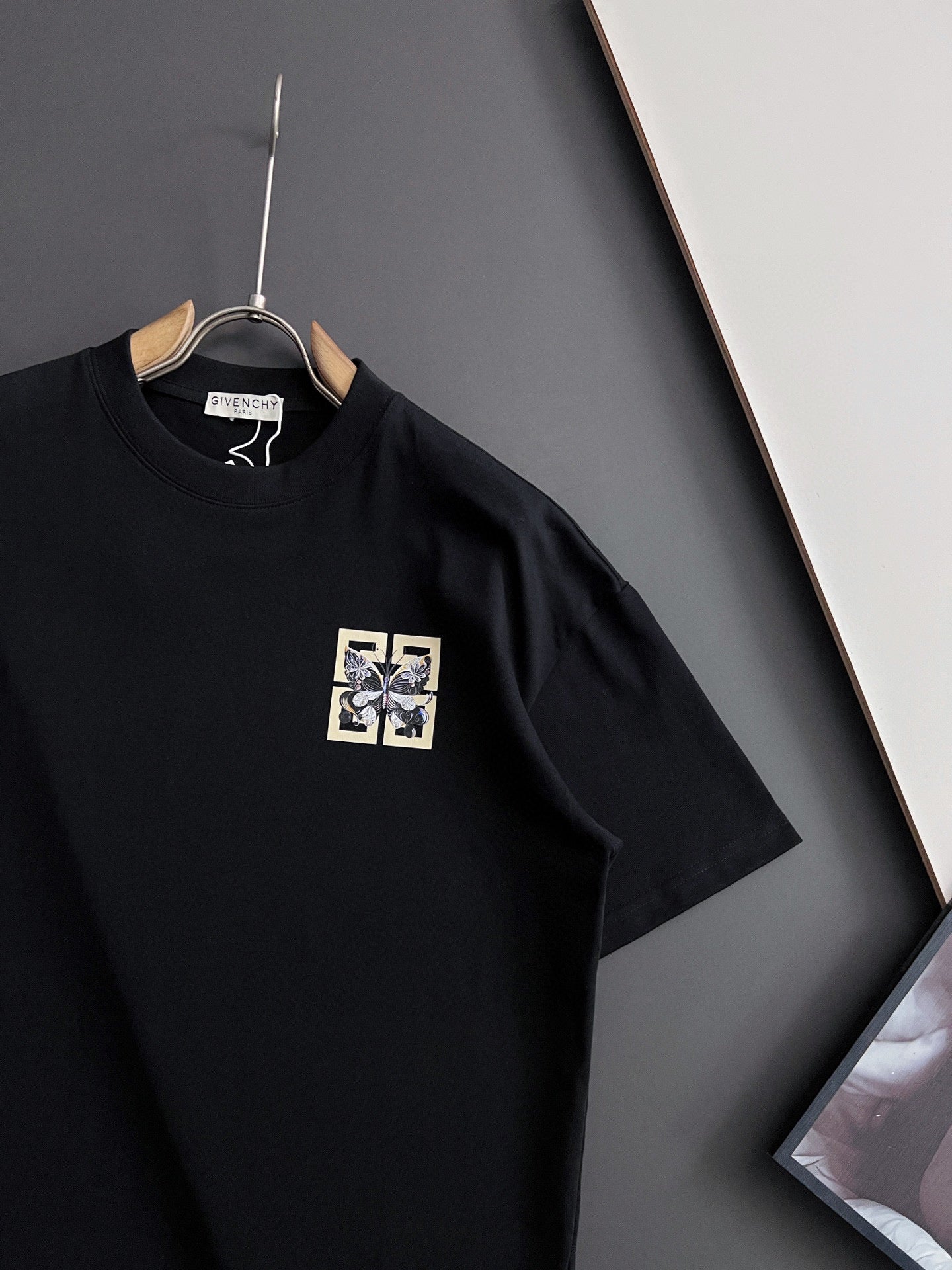LuxluxHouse Best Quality Clothes Givenchy T-shirt