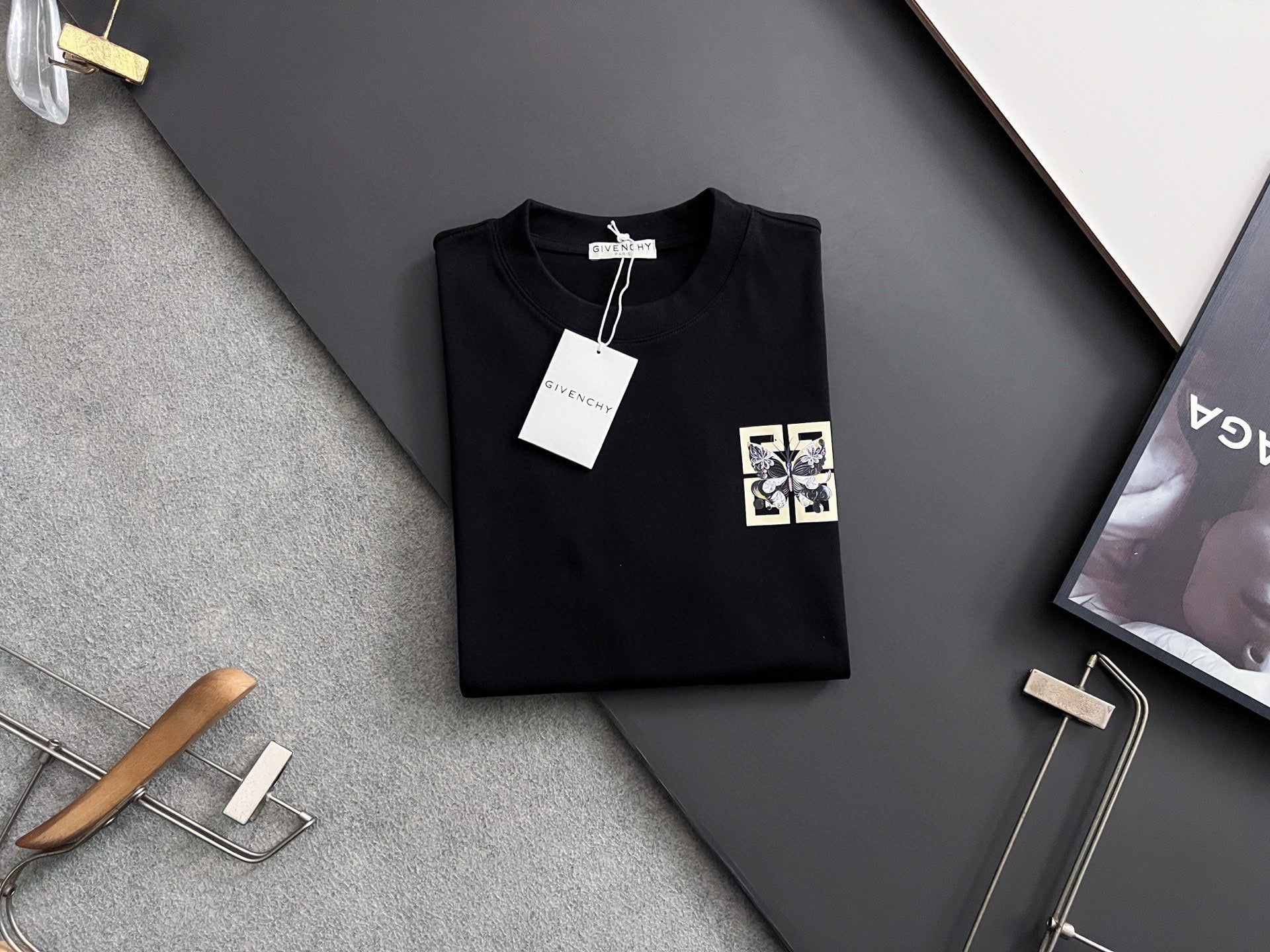 LuxluxHouse Best Quality Clothes Givenchy T-shirt