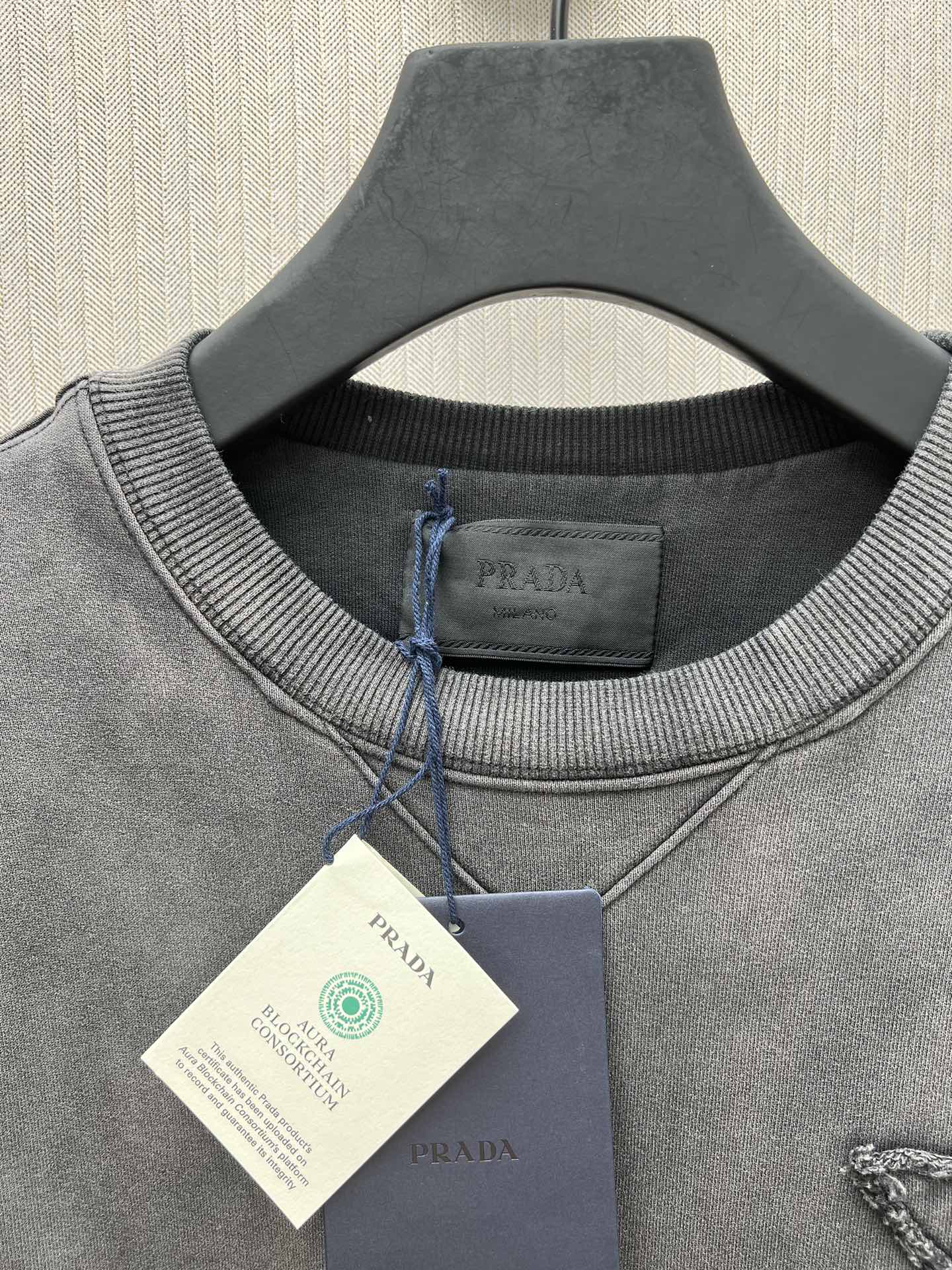 LuxluxHouse Best Quality Clothes Hoodie & Sweater Prada