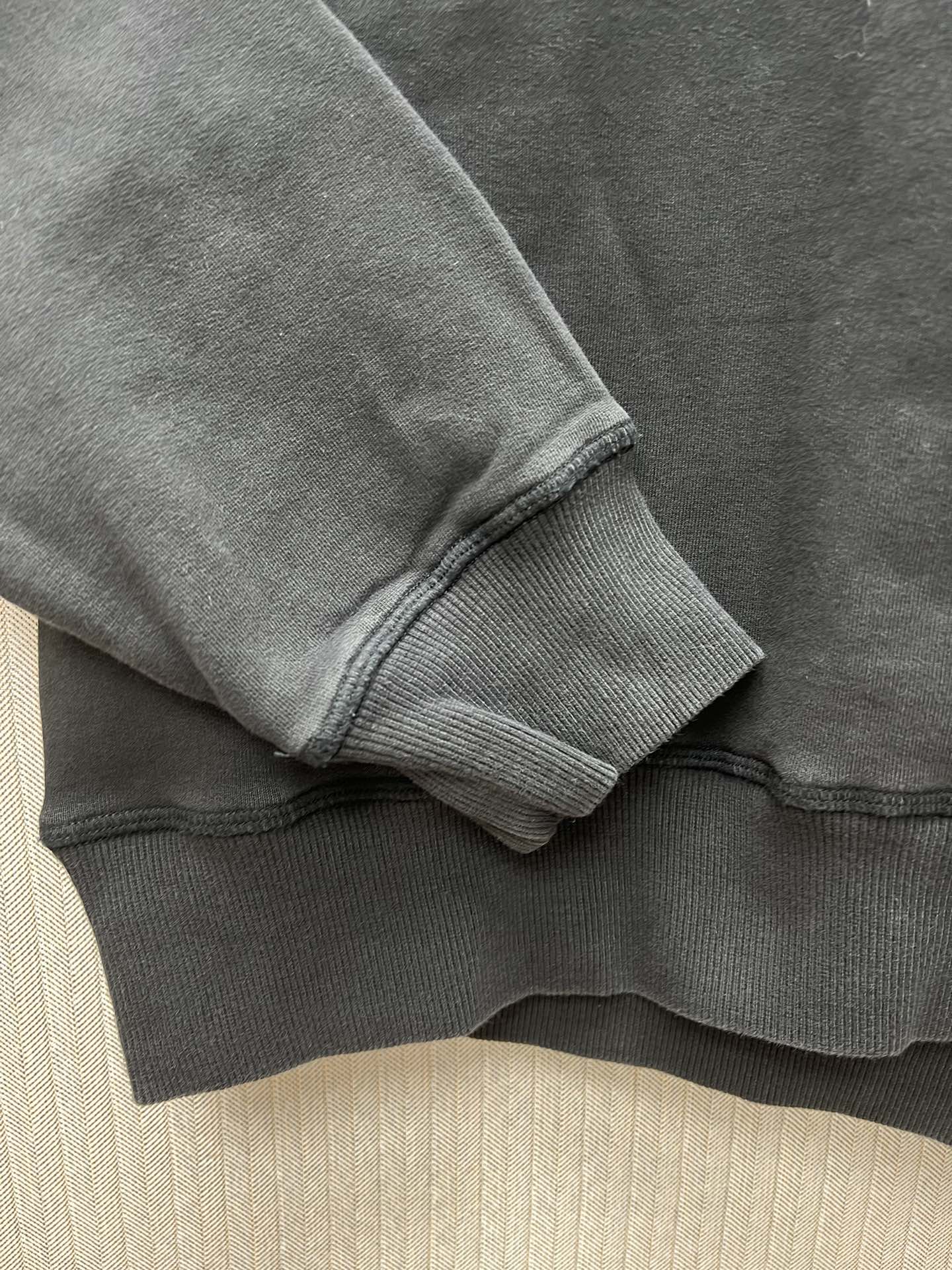 LuxluxHouse Best Quality Clothes Hoodie & Sweater Prada