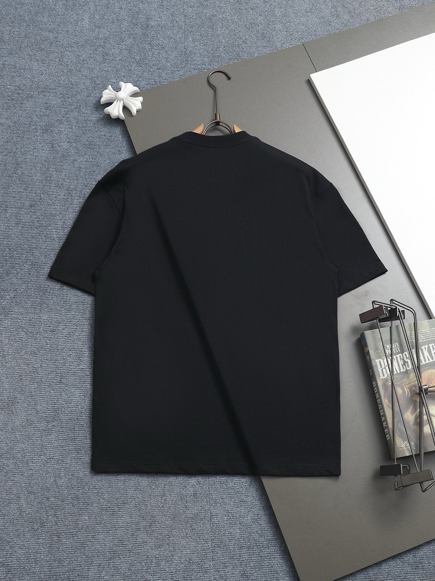 LuxluxHouse Best Quality Clothes T-shirt Loewe