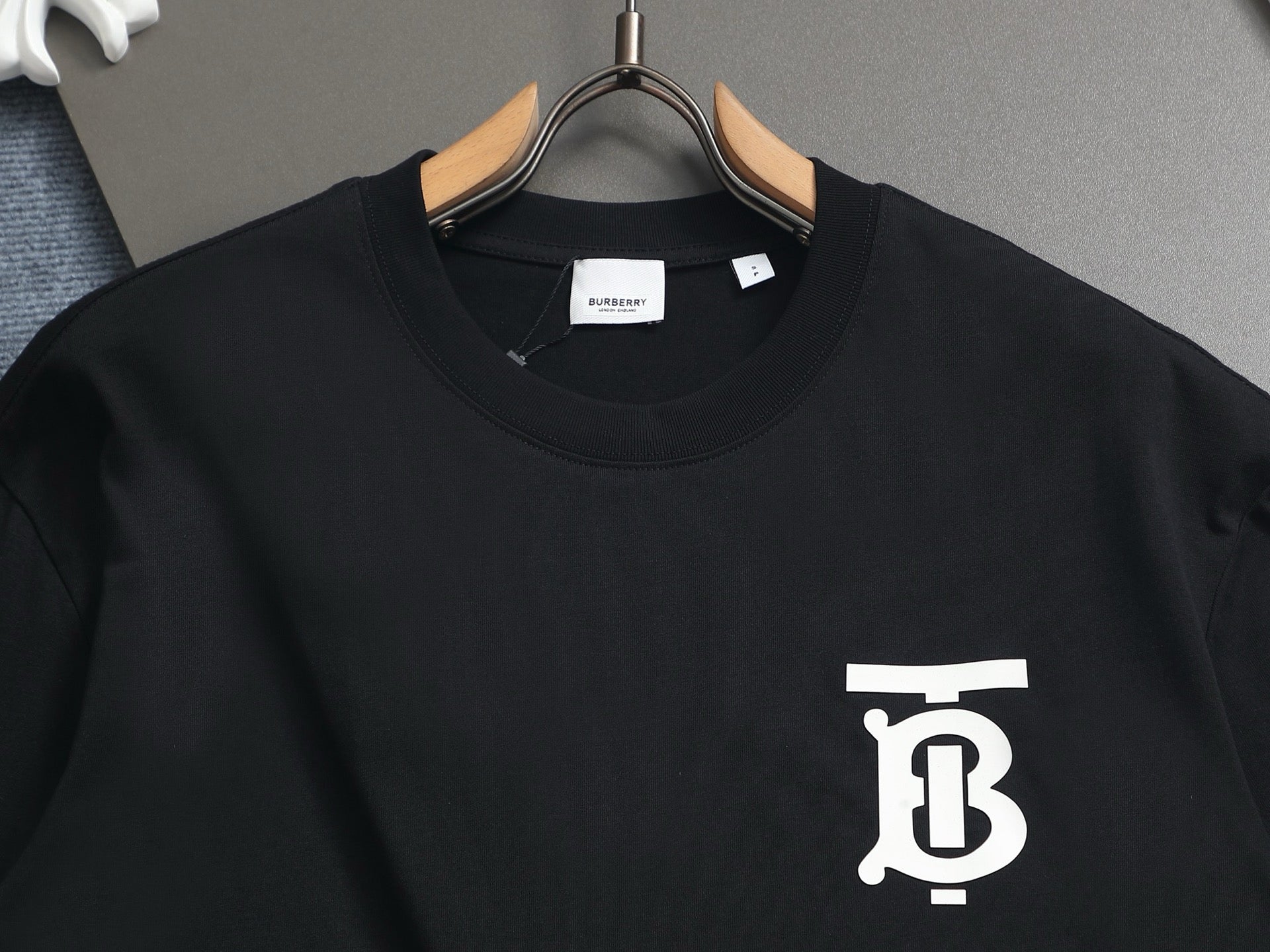 LuxluxHouse Best Quality Clothes Burberry T-shirt