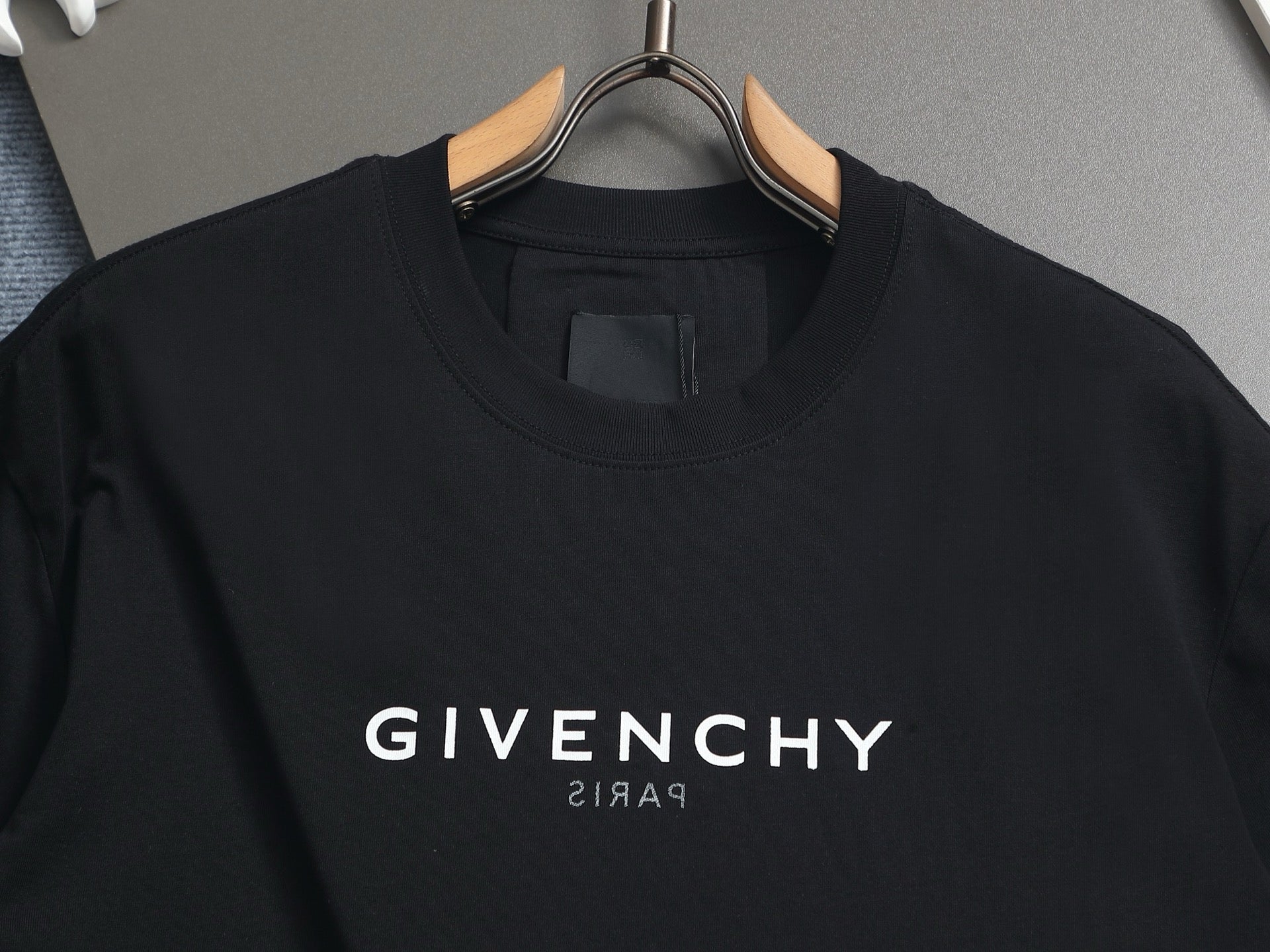 LuxluxHouse Best Quality Clothes Givenchy T-shirt