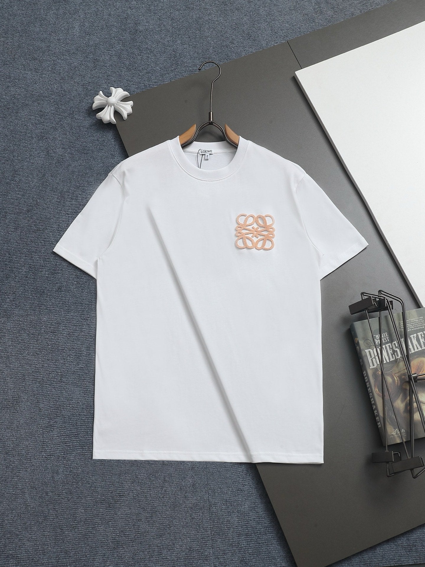 LuxluxHouse Best Quality Clothes T-shirt Loewe
