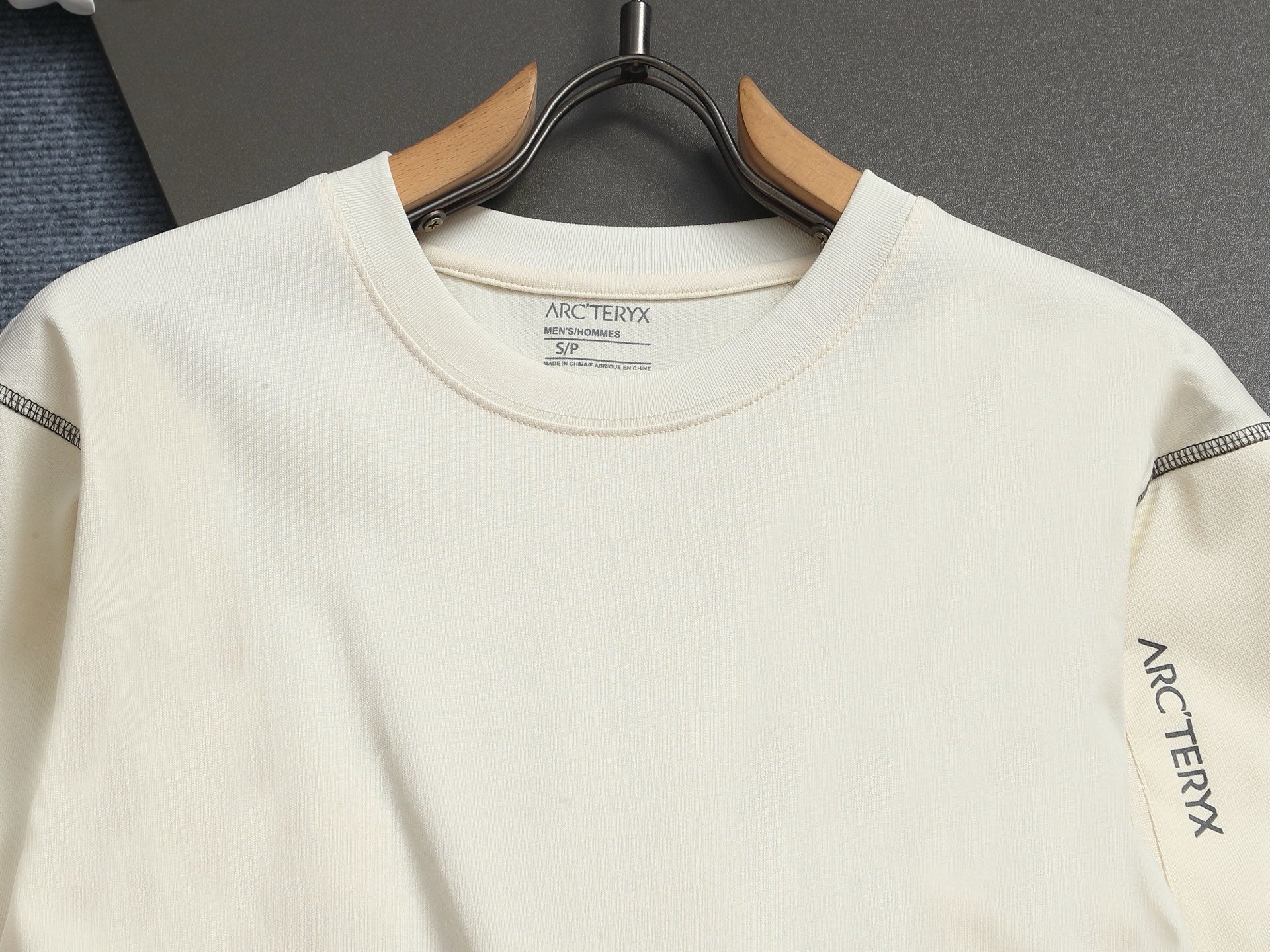 LuxluxHouse Best Quality Clothes T-shirt Arcteryx