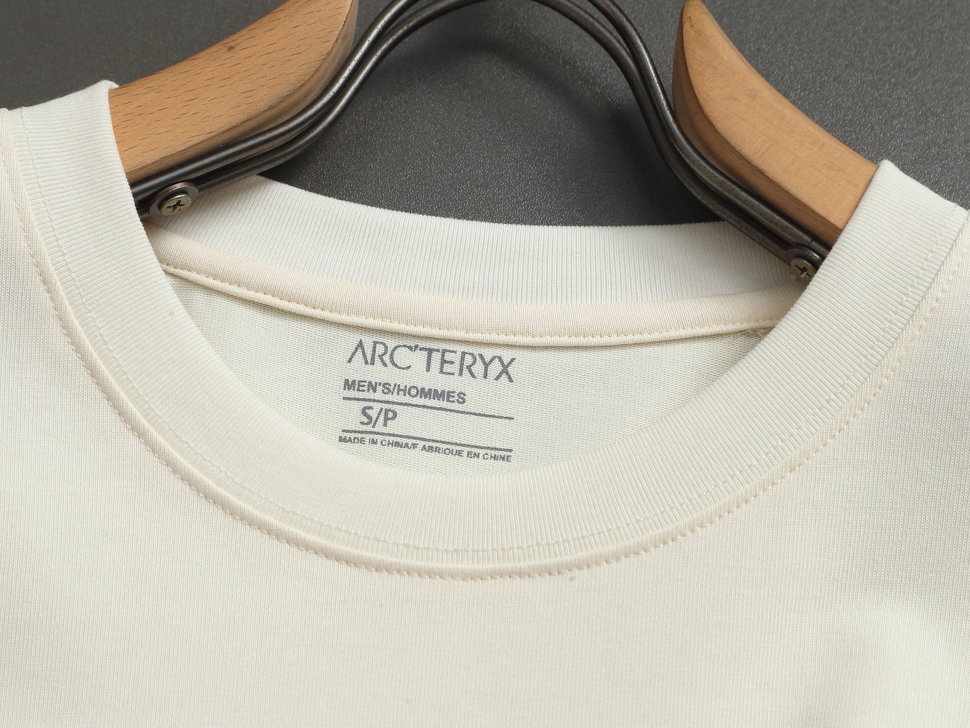 LuxluxHouse Best Quality Clothes T-shirt Arcteryx