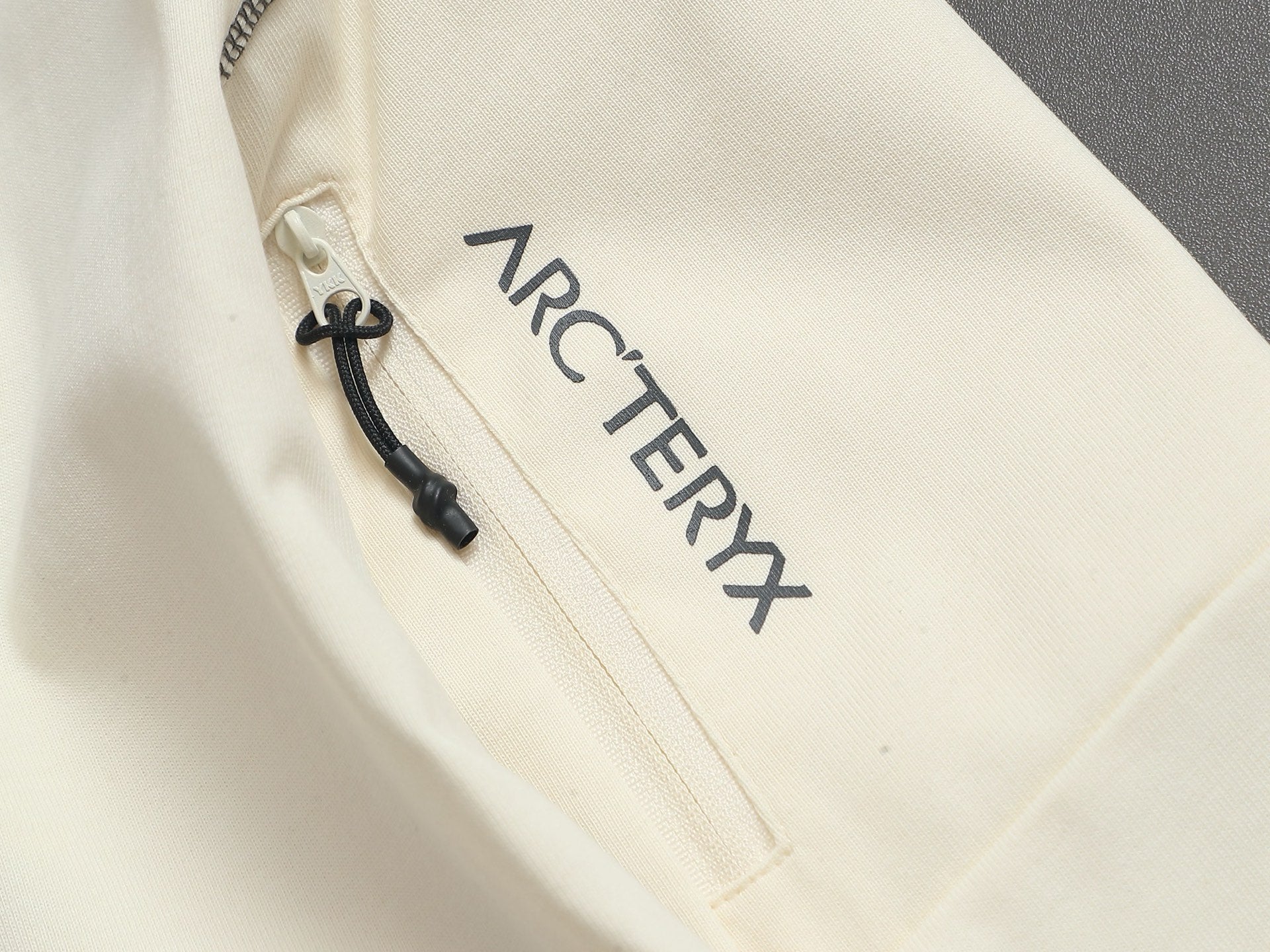 LuxluxHouse Best Quality Clothes T-shirt Arcteryx