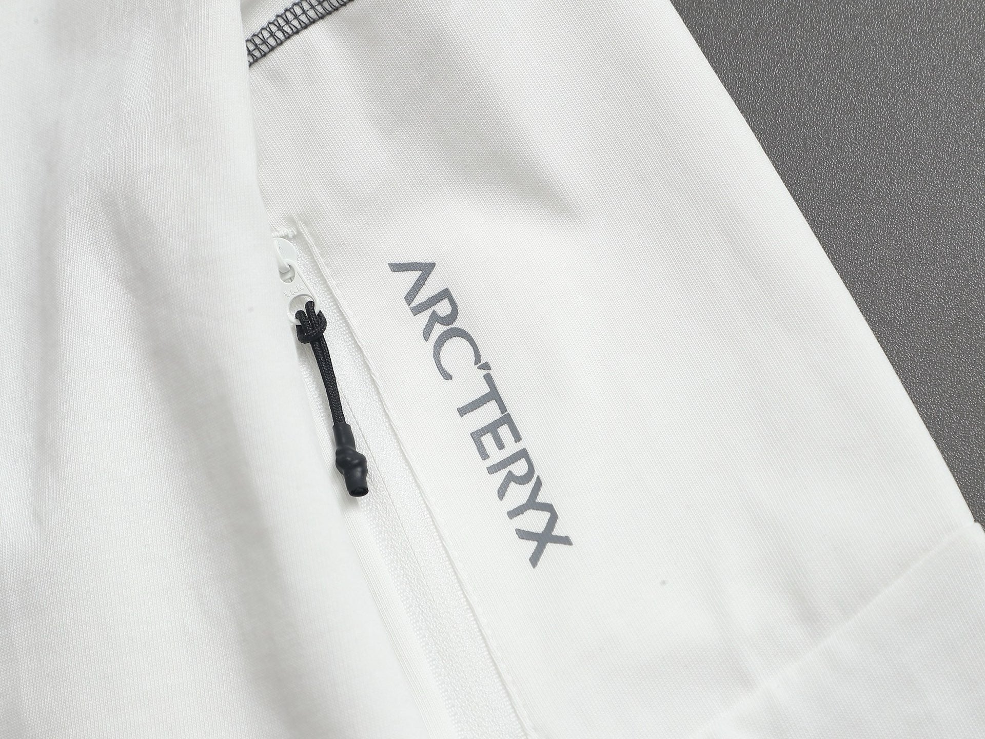 LuxluxHouse Best Quality Clothes T-shirt Arcteryx
