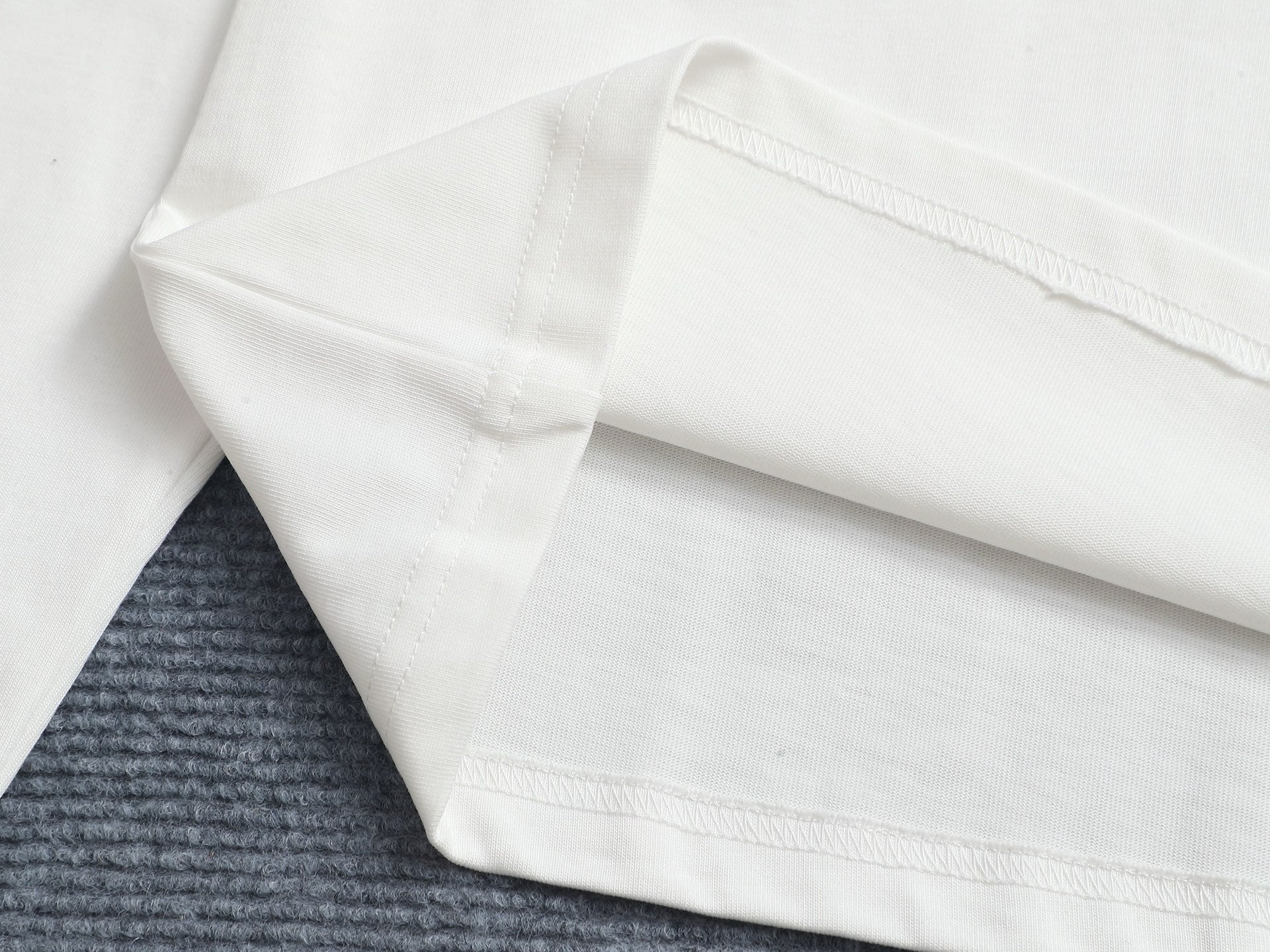 LuxluxHouse Best Quality Clothes T-shirt Arcteryx