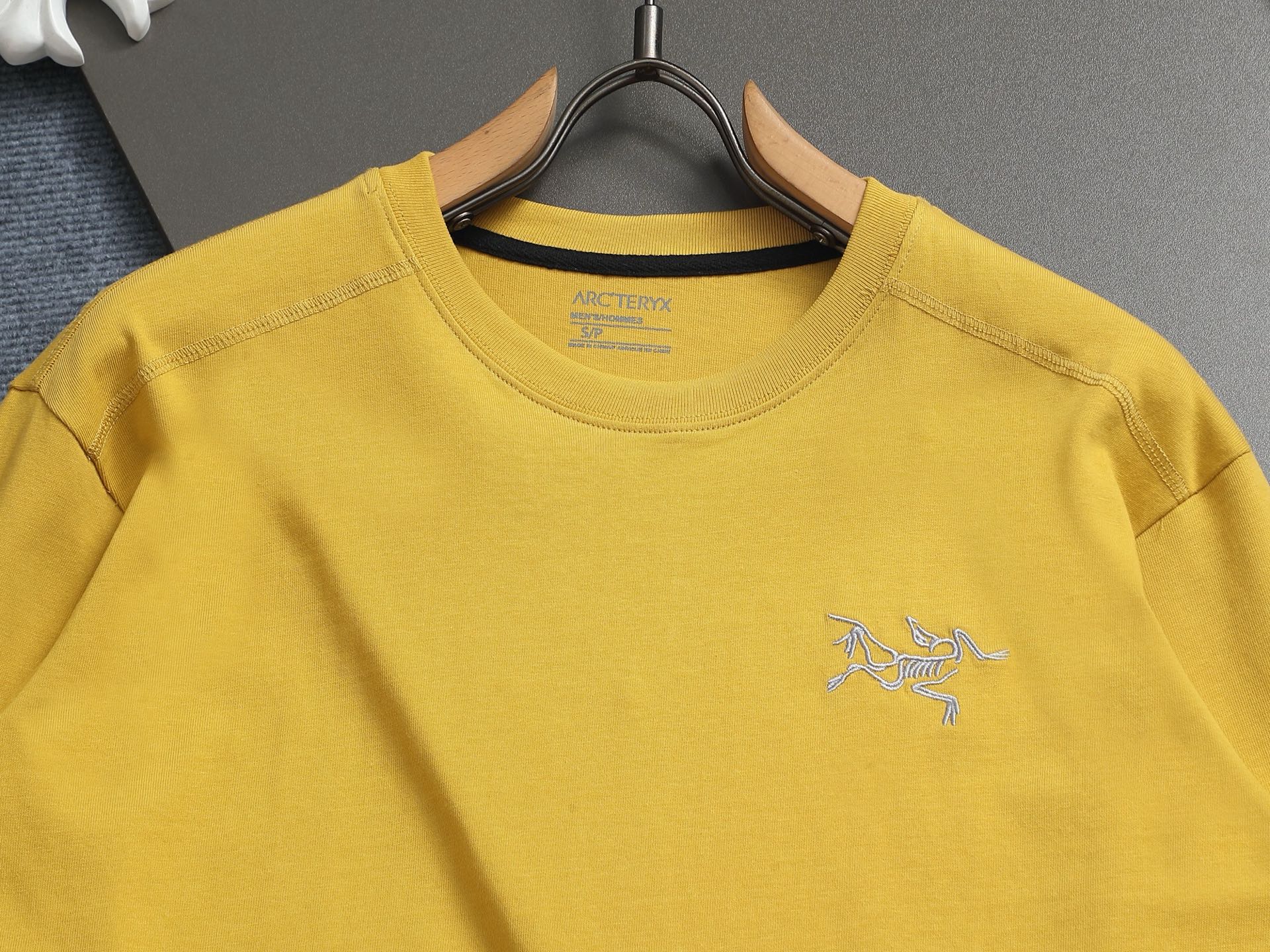 LuxluxHouse Best Quality Clothes T-shirt Arcteryx