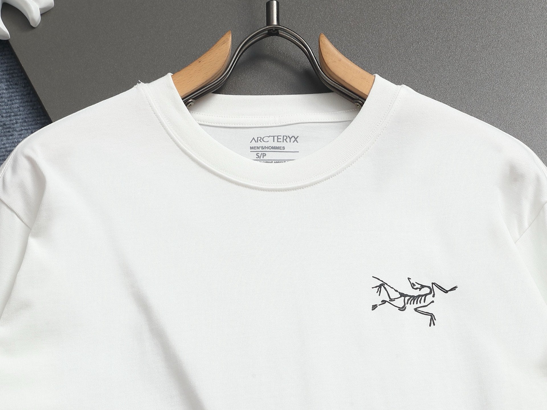 LuxluxHouse Best Quality Clothes T-shirt Arcteryx