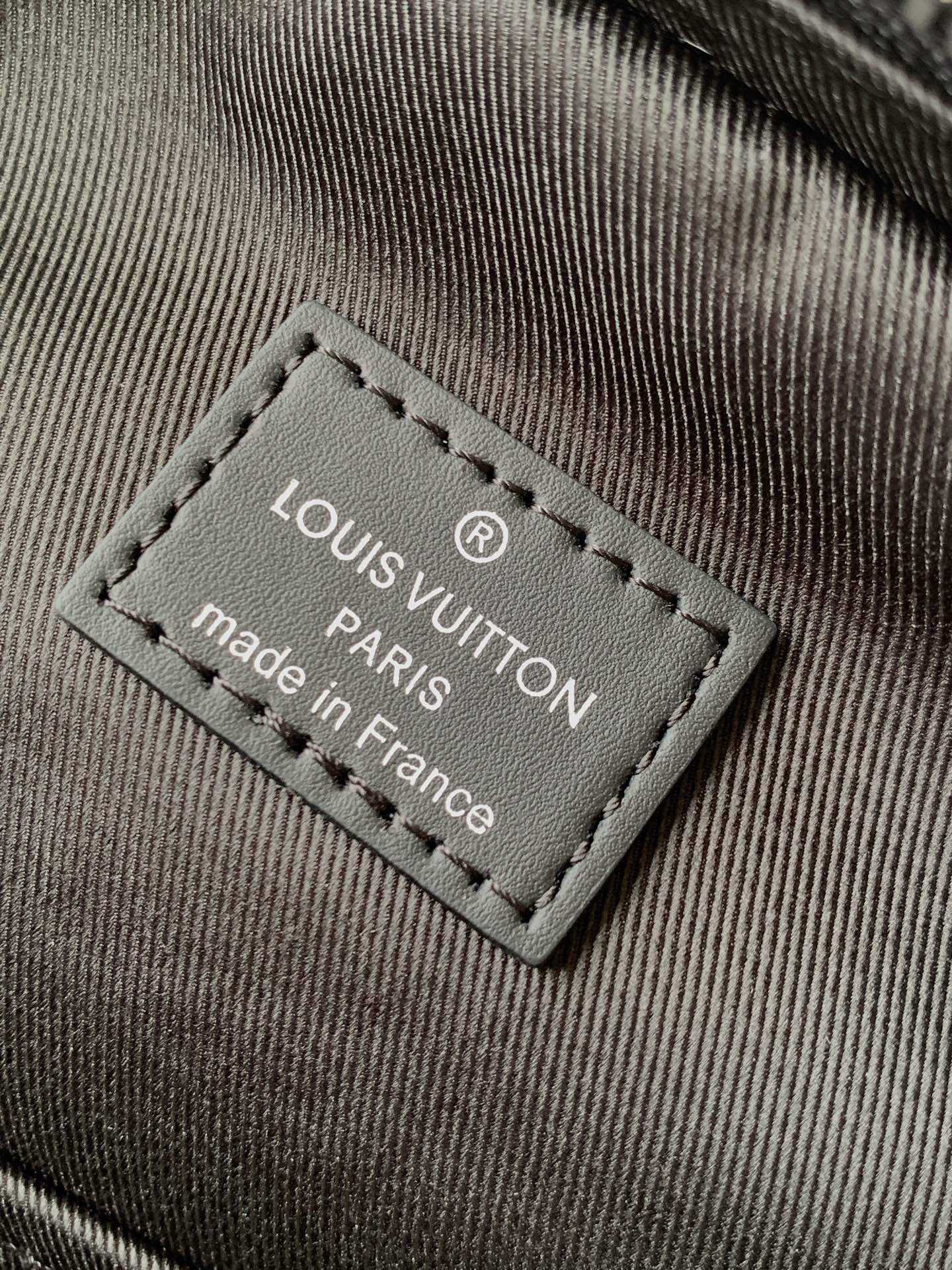 LuxluxHouse Best Quality Bags Louis Vuitton Men
