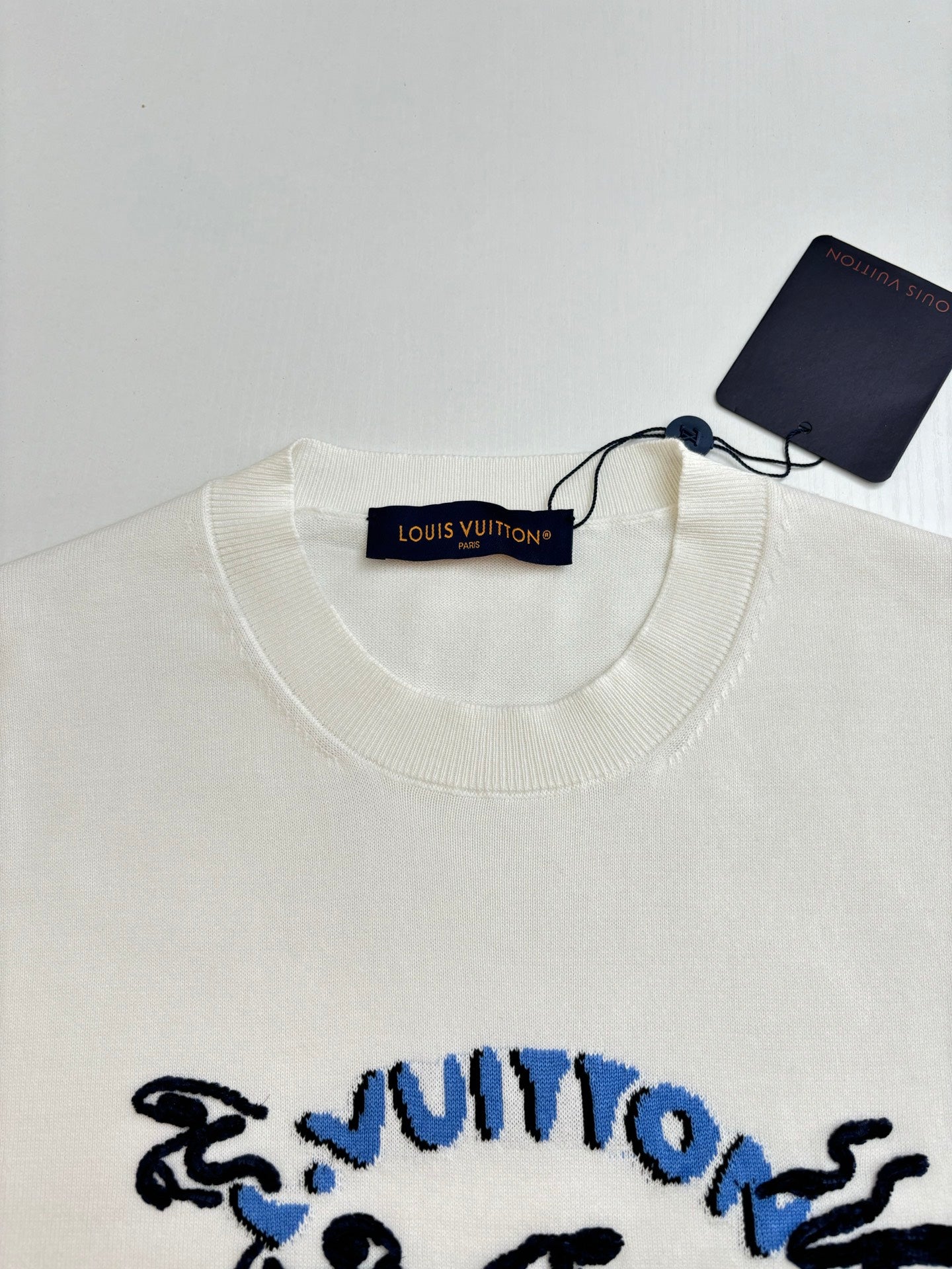 LuxluxHouse Best Quality Clothes T-shirt Louis Vuitton