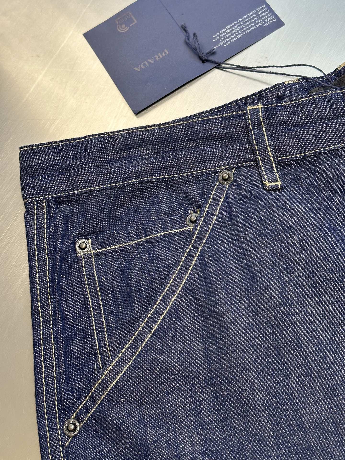 LuxluxHouse Best Quality Clothes Pants Prada