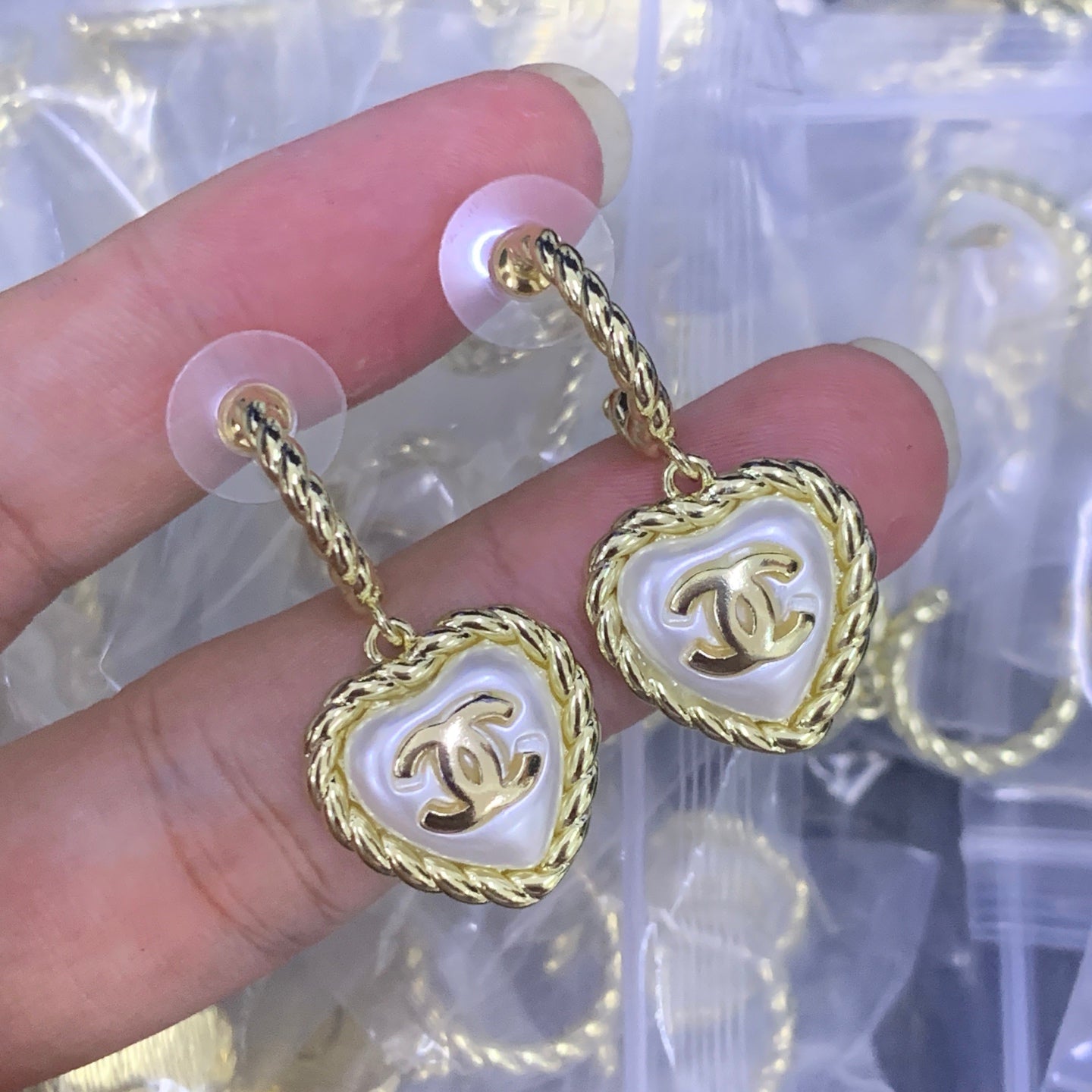 LuxluxHouse Low Price And High Quality Accessories Chanel