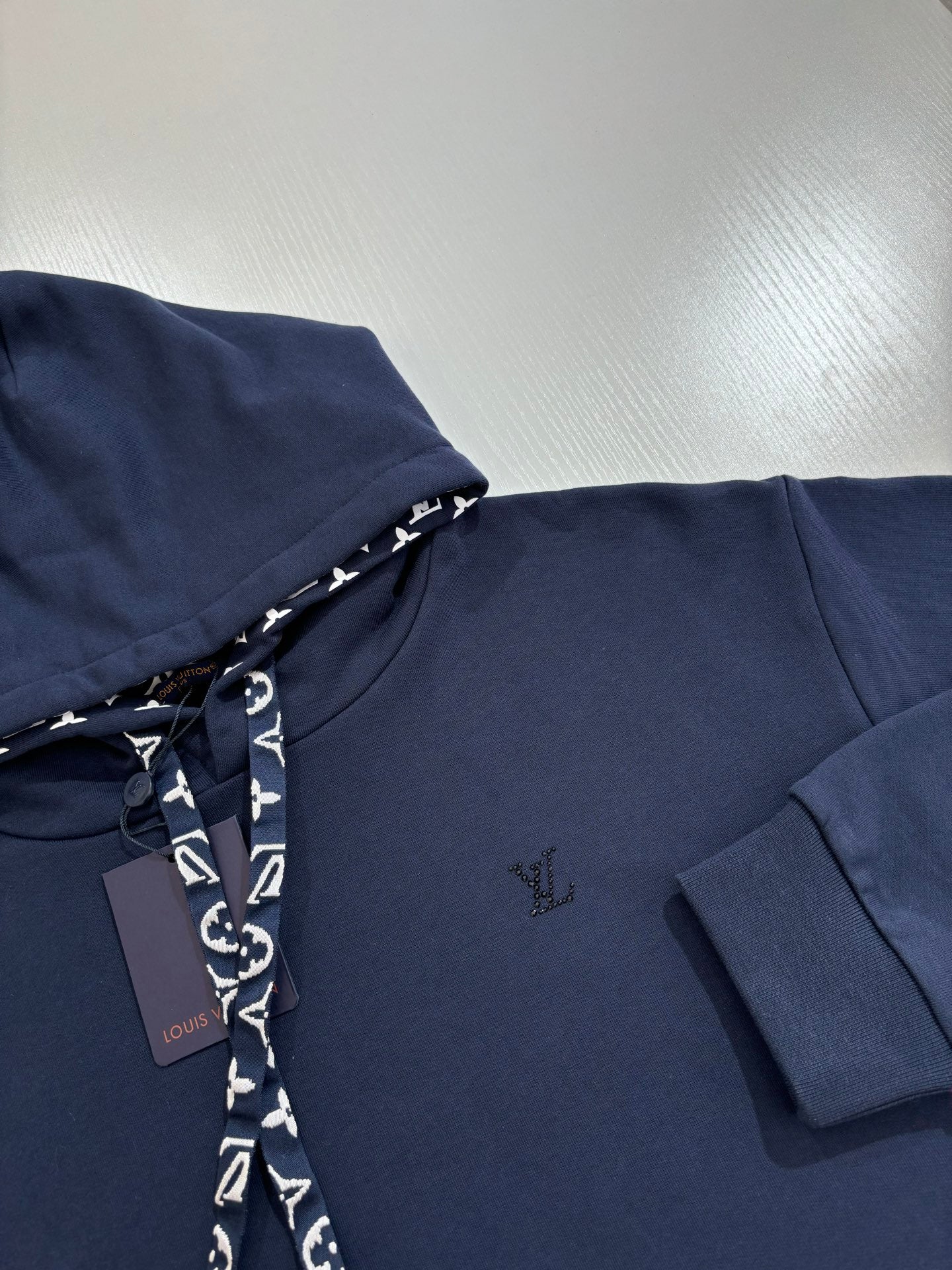 LuxluxHouse Best Quality Clothes Hoodie & Sweater Louis Vuitton