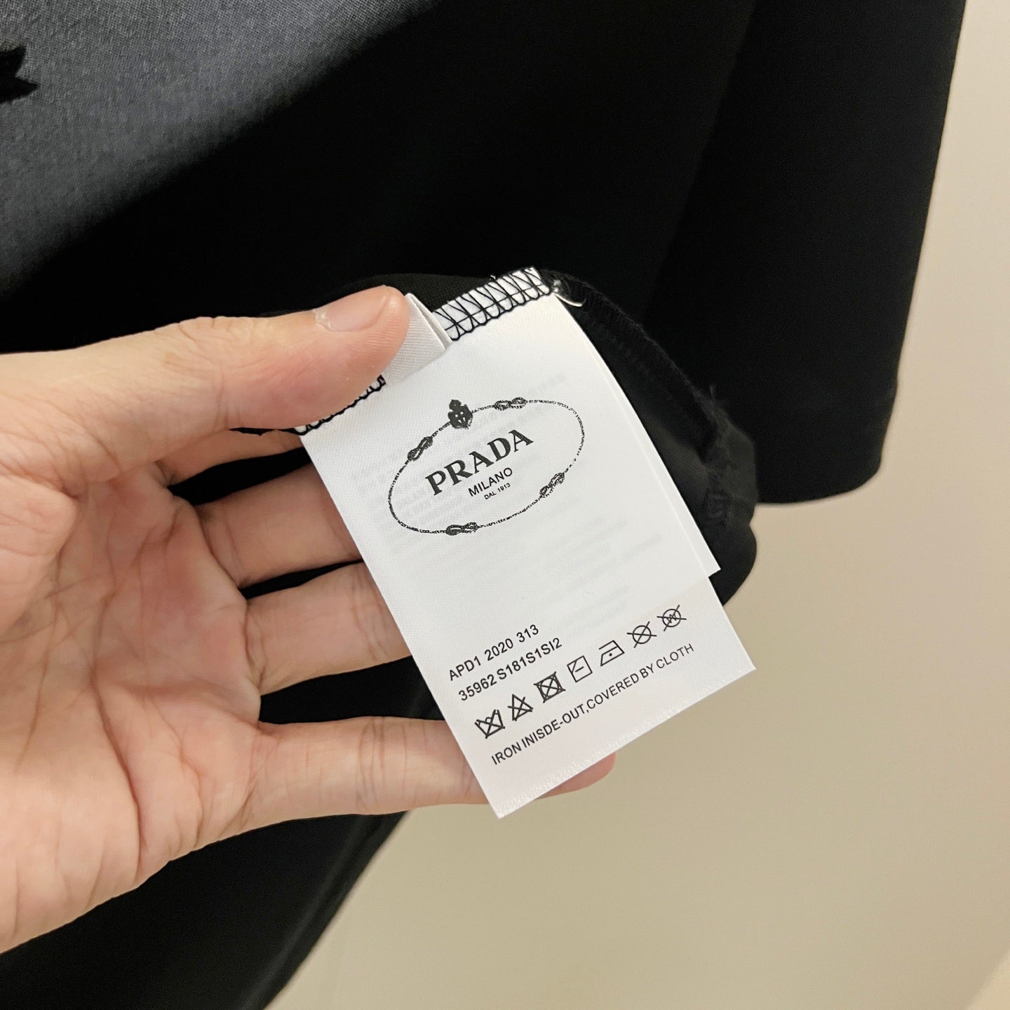 LuxluxHouse Best Quality Clothes T-shirt Prada