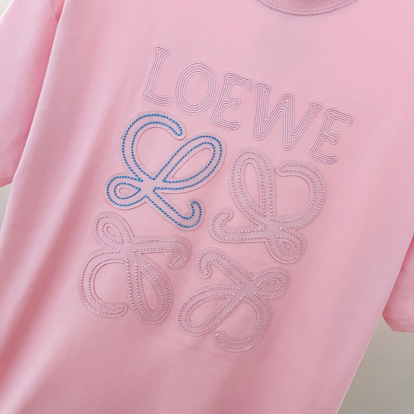 LuxluxHouse Best Quality Clothes T-shirt Loewe