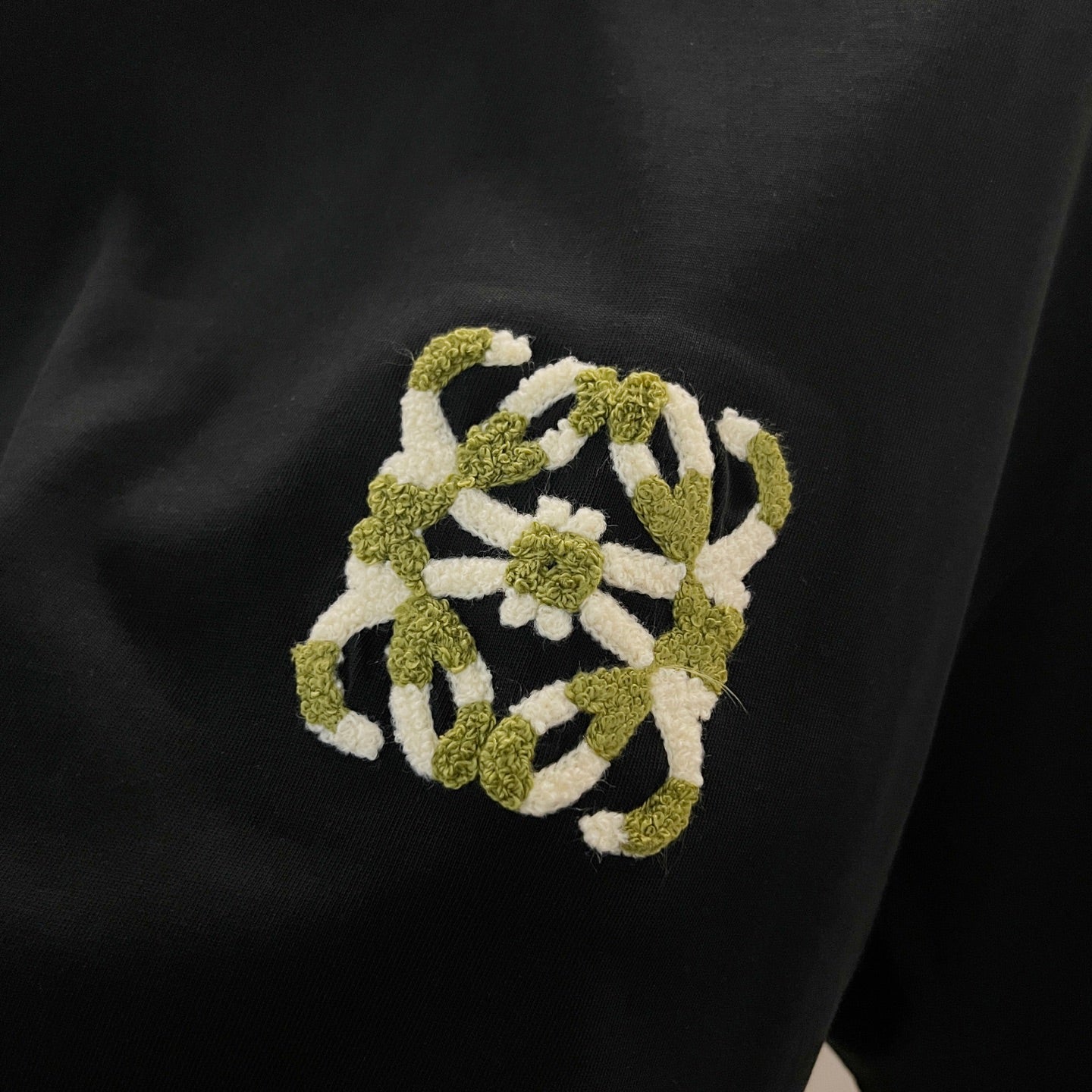 LuxluxHouse Best Quality Clothes T-shirt Loewe