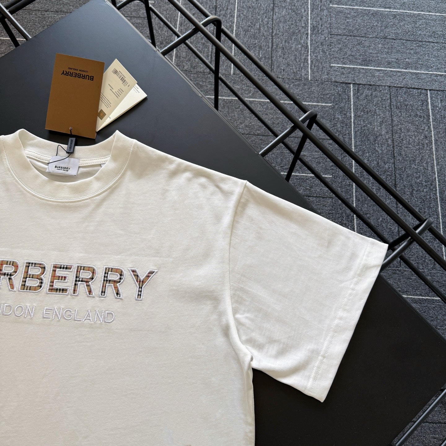 LuxluxHouse Best Quality Clothes Burberry T-shirt