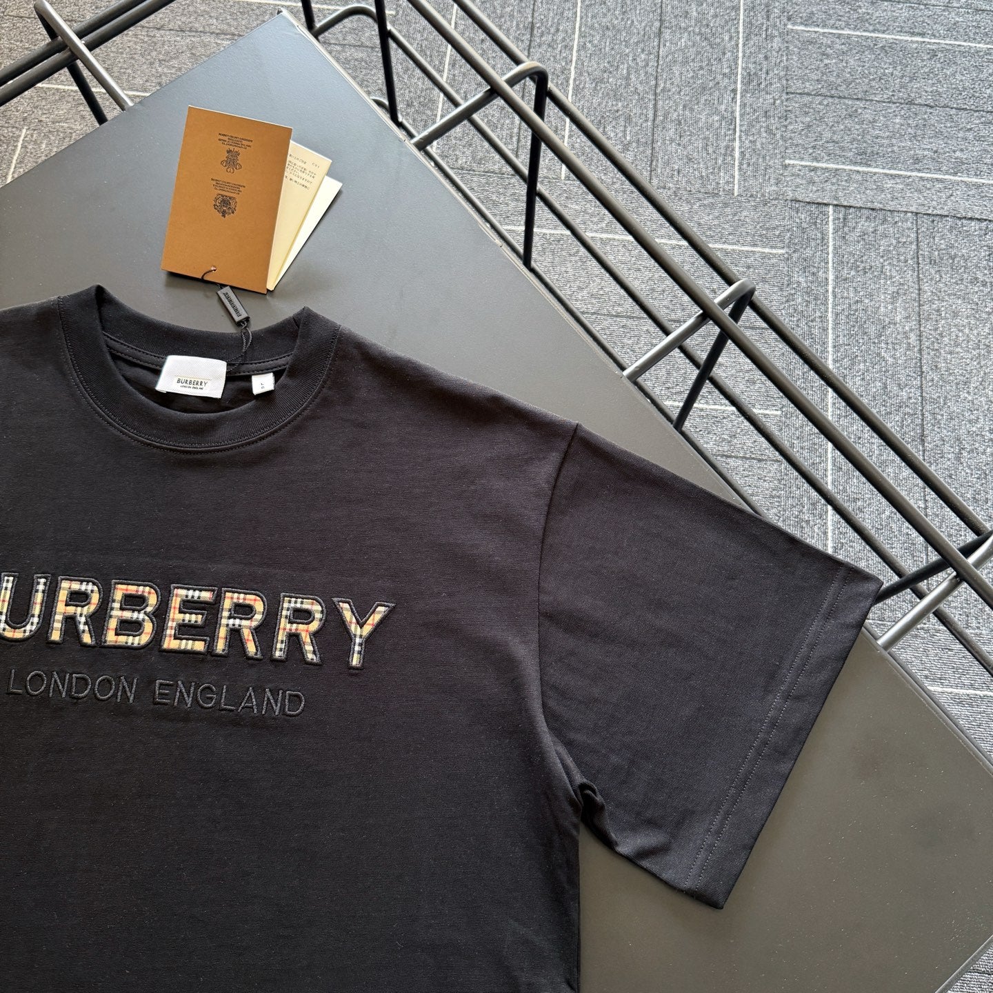 LuxluxHouse Best Quality Clothes Burberry T-shirt