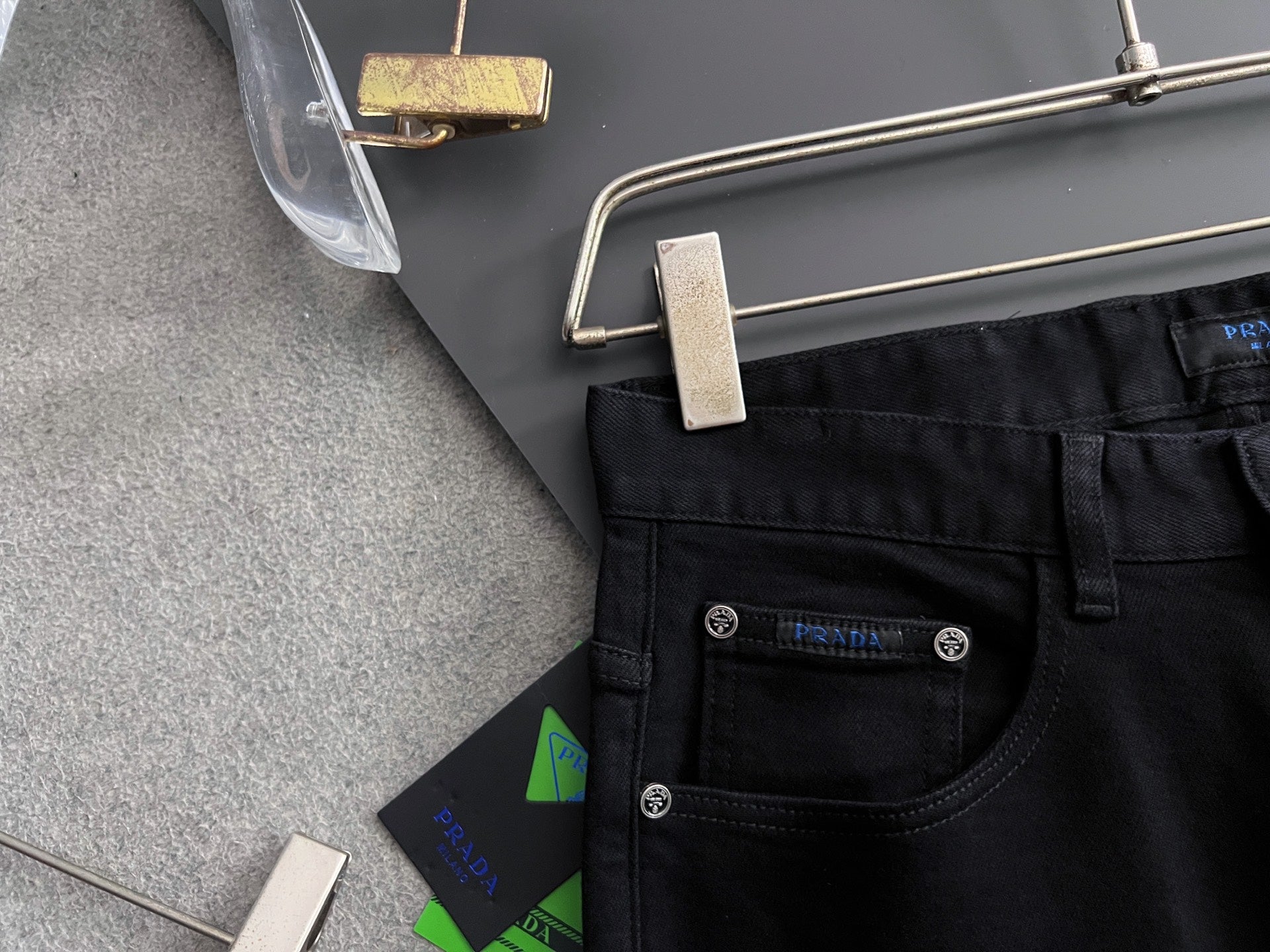 LuxluxHouse Best Quality Clothes Pants Prada