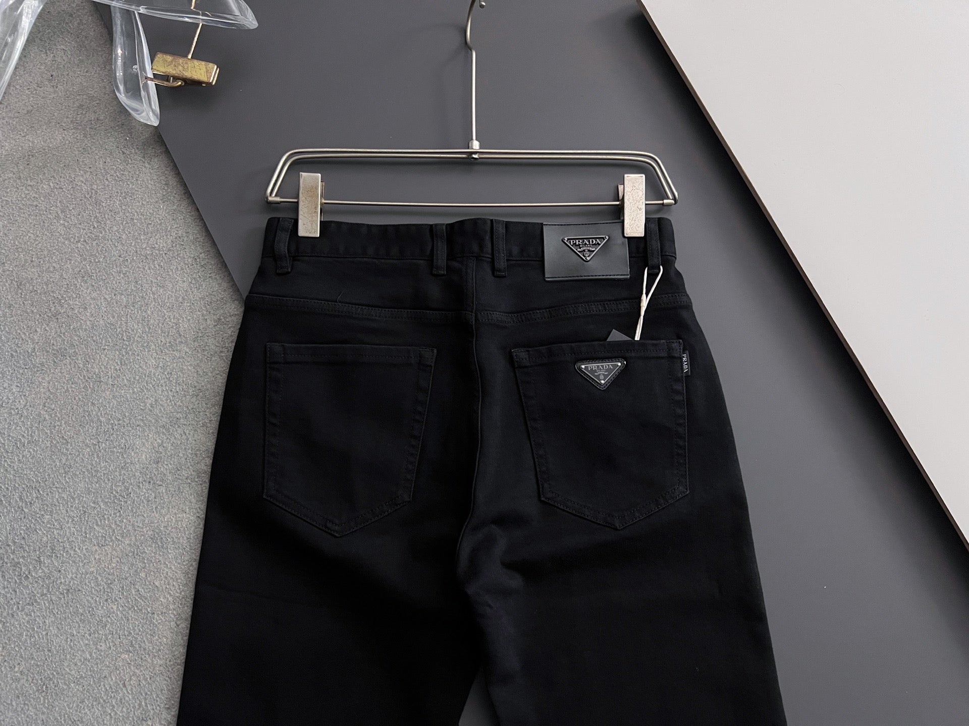 LuxluxHouse Best Quality Clothes Pants Prada