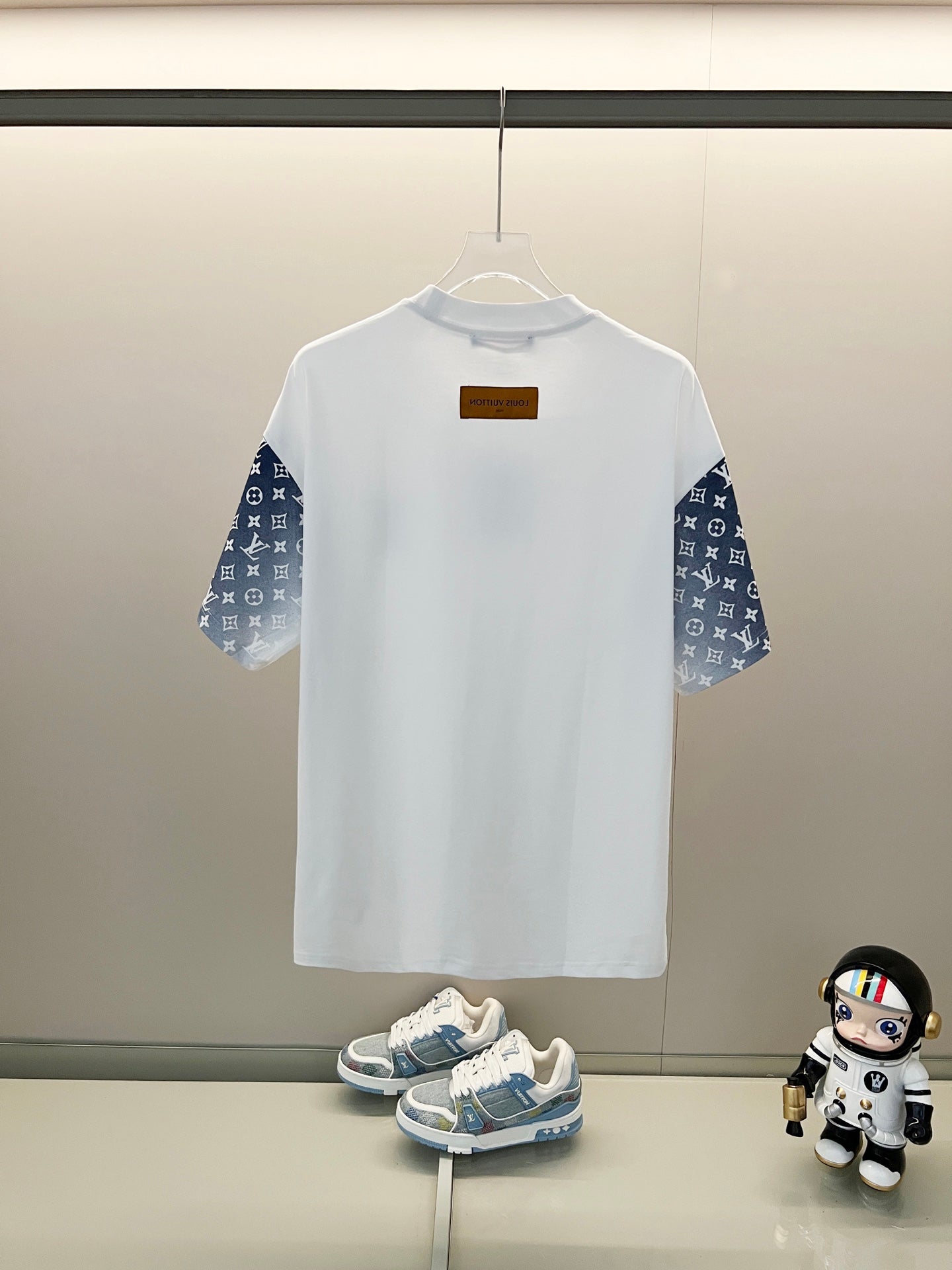 LuxluxHouse Best Quality Clothes T-shirt Louis Vuitton