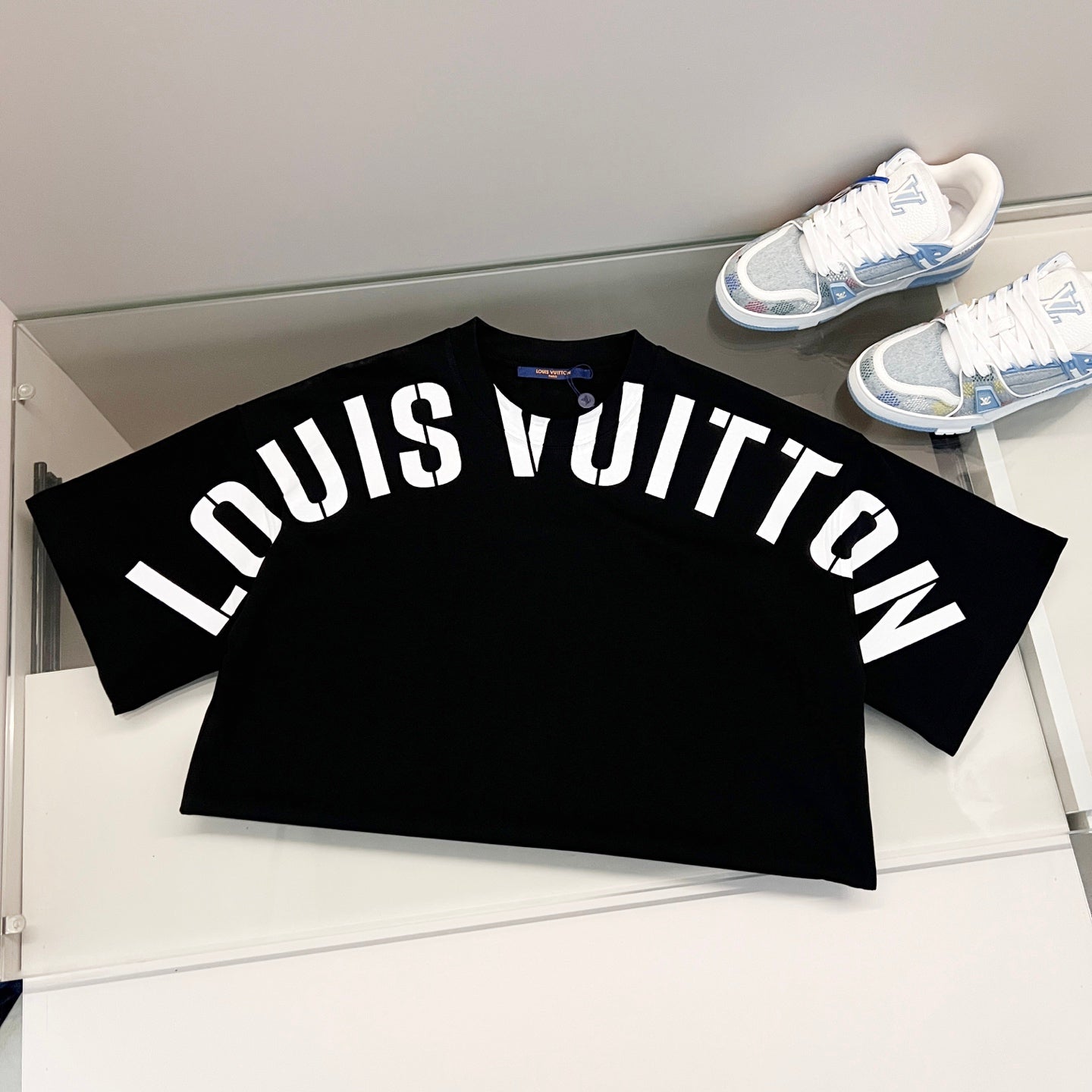LuxluxHouse Best Quality Clothes T-shirt Louis Vuitton