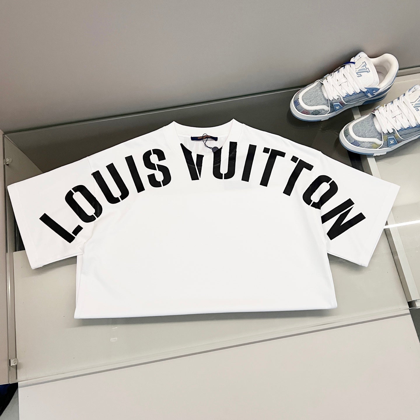 LuxluxHouse Best Quality Clothes T-shirt Louis Vuitton
